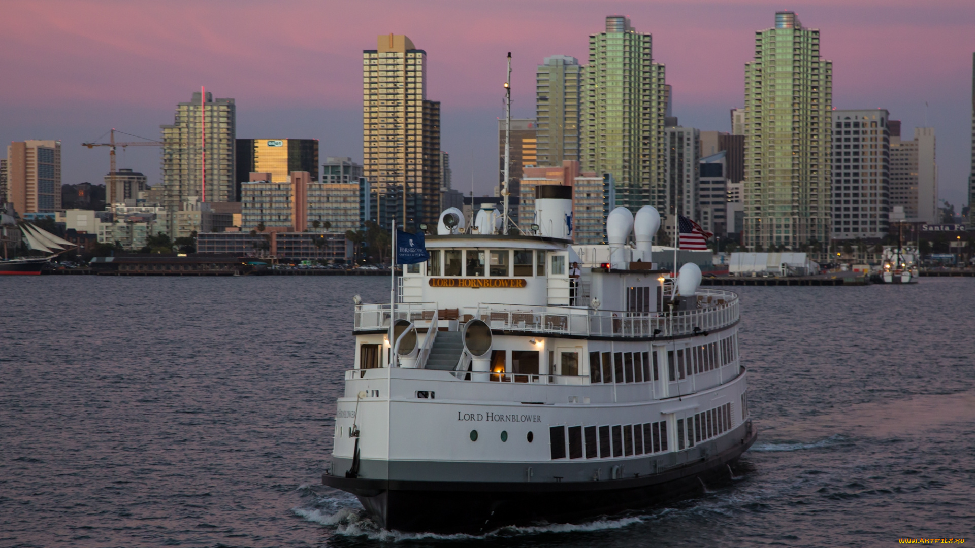 hornblower, at, san, diego, bay, корабли, теплоходы, город, акватория, судно