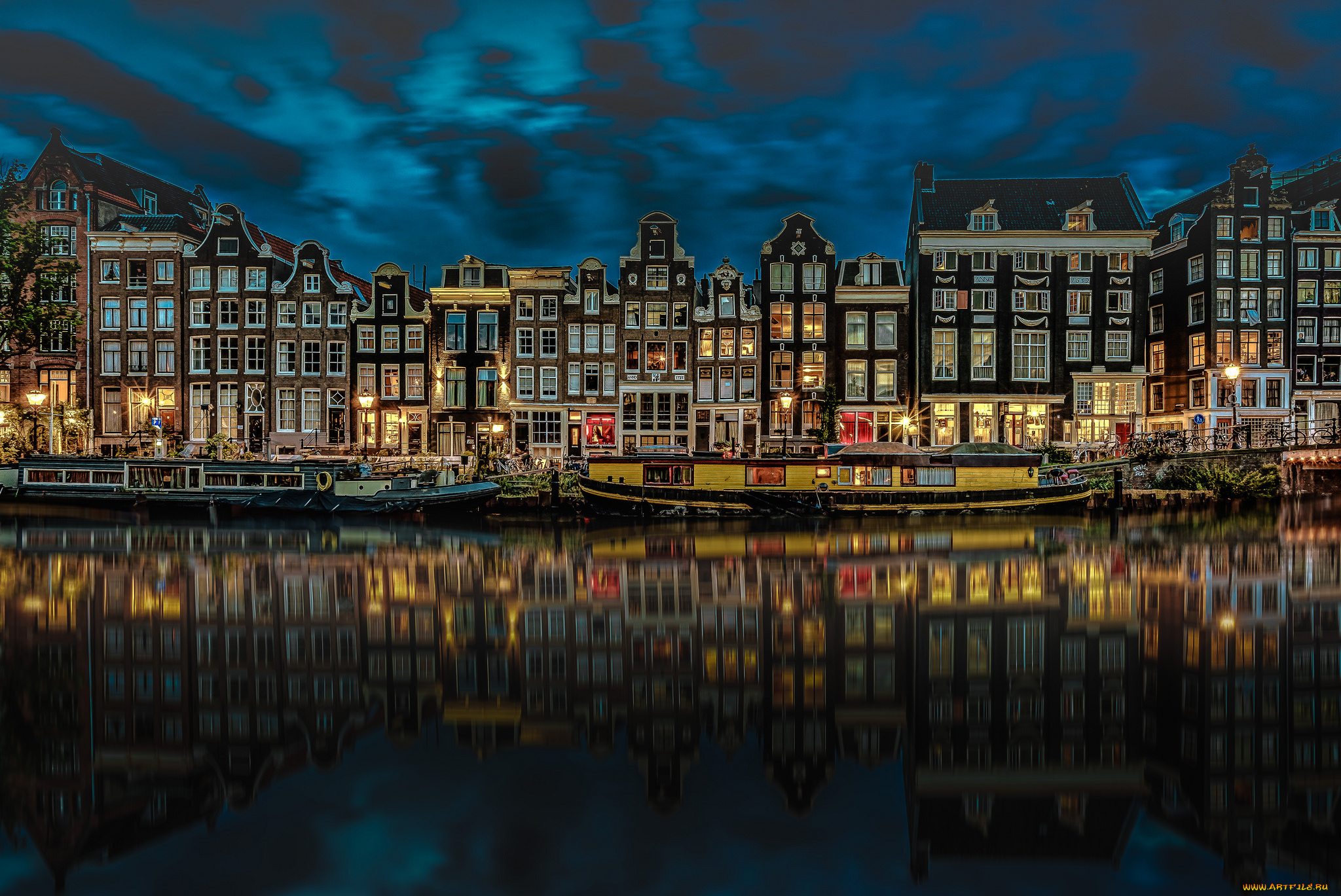 Amsterdam. Г Амстердам Нидерланды. Нидерланды 2000 Амстердам. Ночной Амстердам город в Нидерландах. Амстердам в 1300.