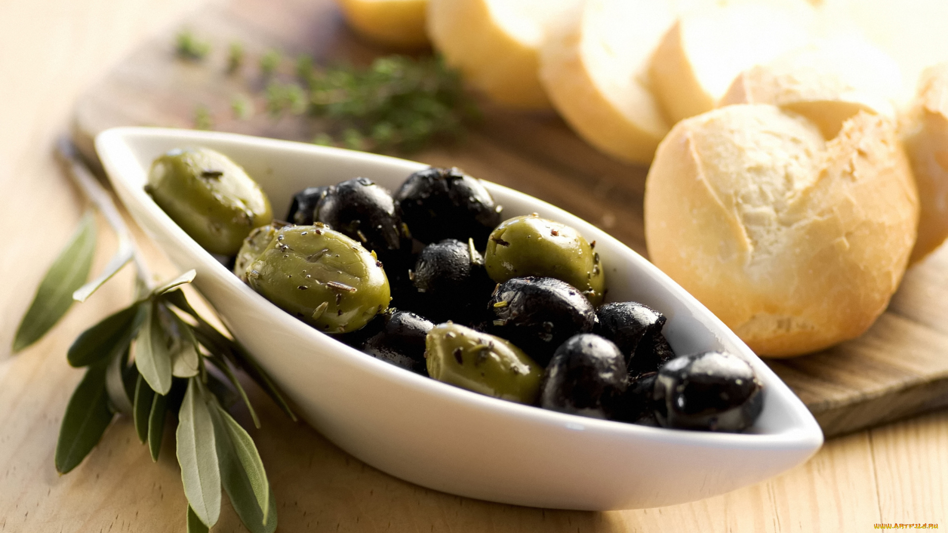 еда, оливки, булочки, маслины
