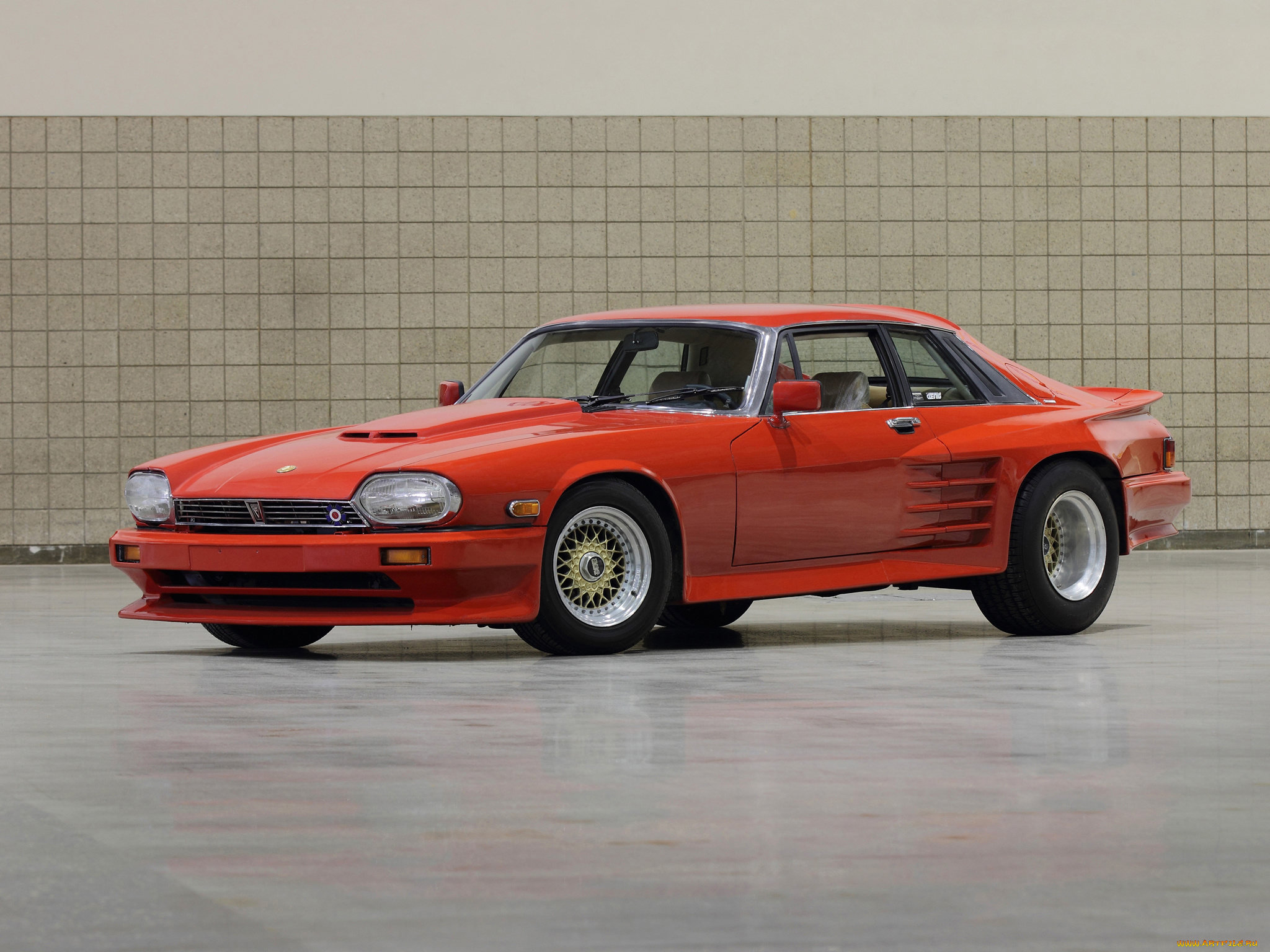 Special tuning. Jaguar XJS 1982. Jaguar XJS v12 Koenig Specials. XJS Koenig Special). Porshe 911 Koenig Specials.