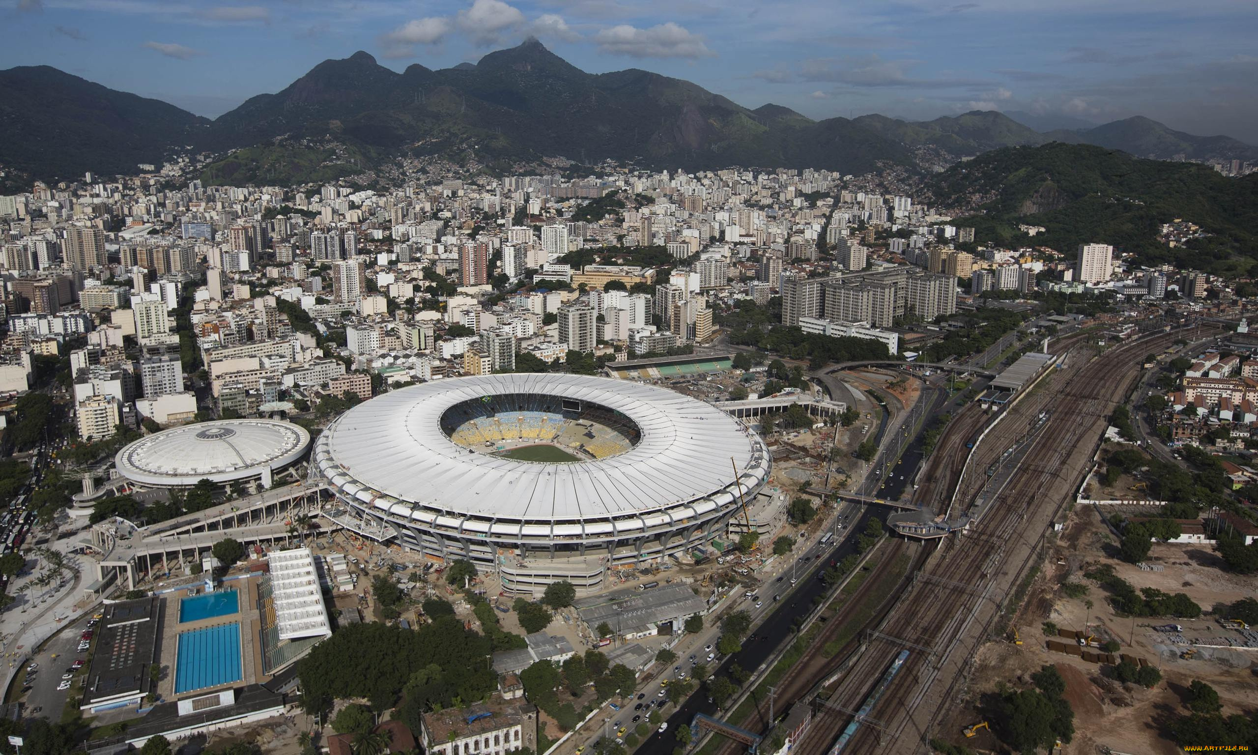 спорт, стадионы, бразилия, стадион, арена, панорама, город, дома, здания, дороги, горы