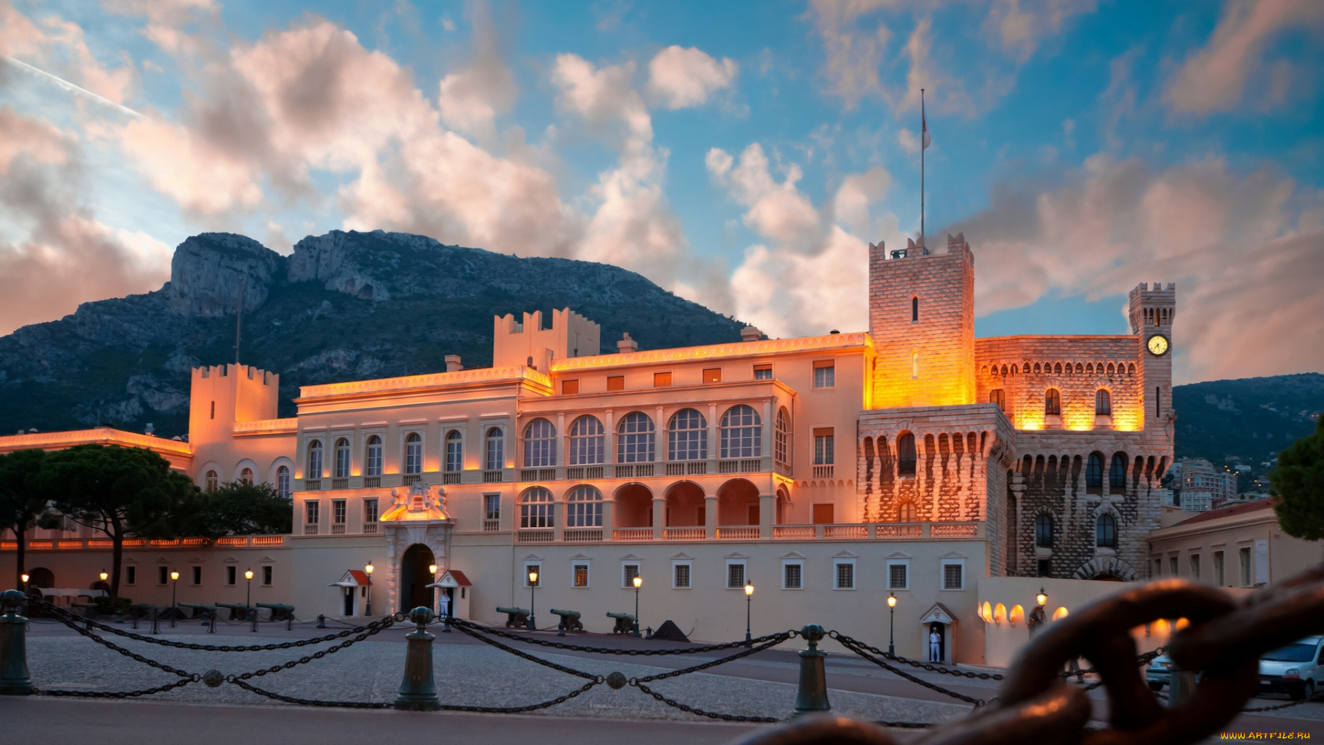 prince`s, palace, of, monaco, города, монако, , монако, цепи, пушки, monaco, княжеский, дворец, prince's, palace