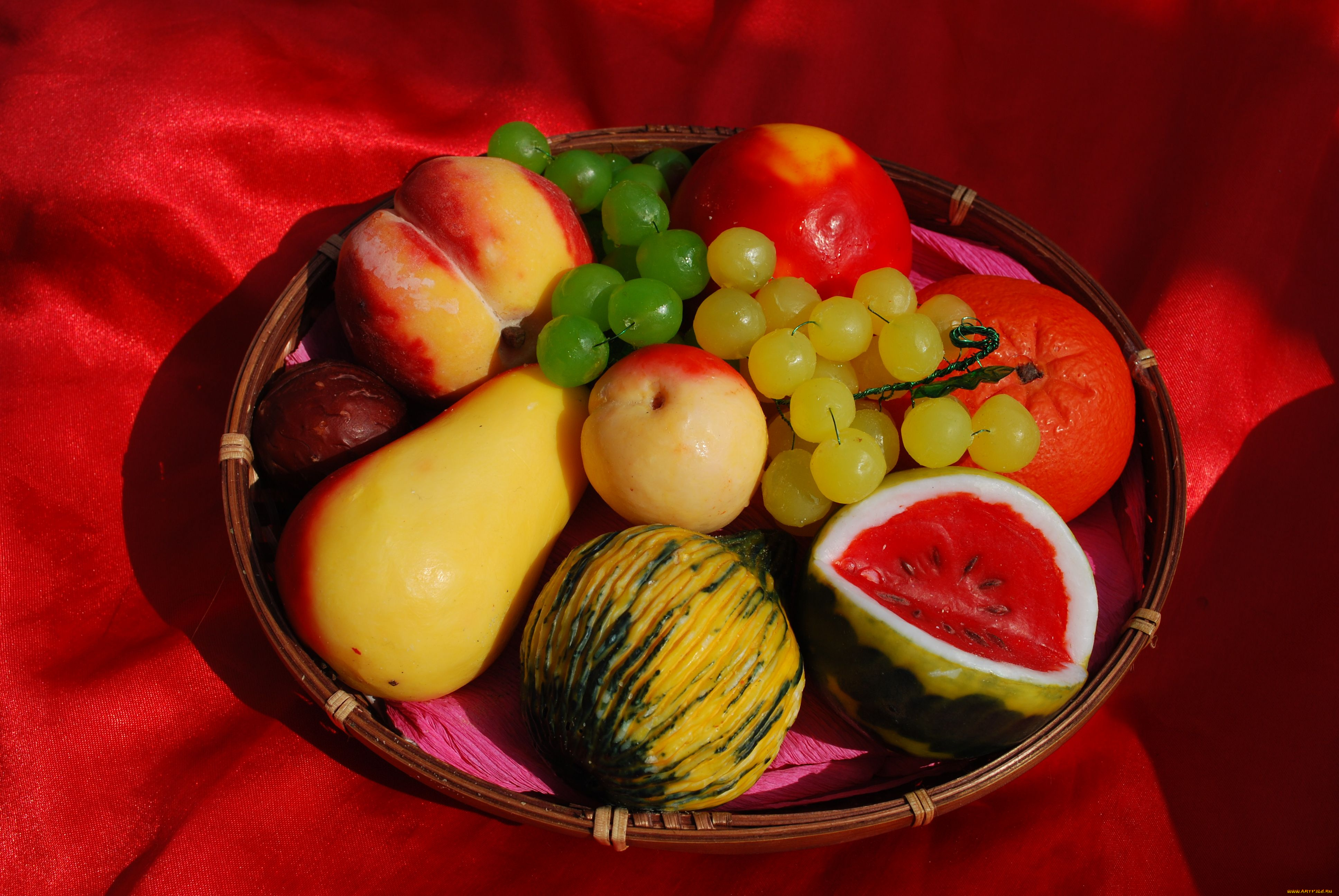 еда, фрукты, ягоды, виноград, корзинка, персик, груша