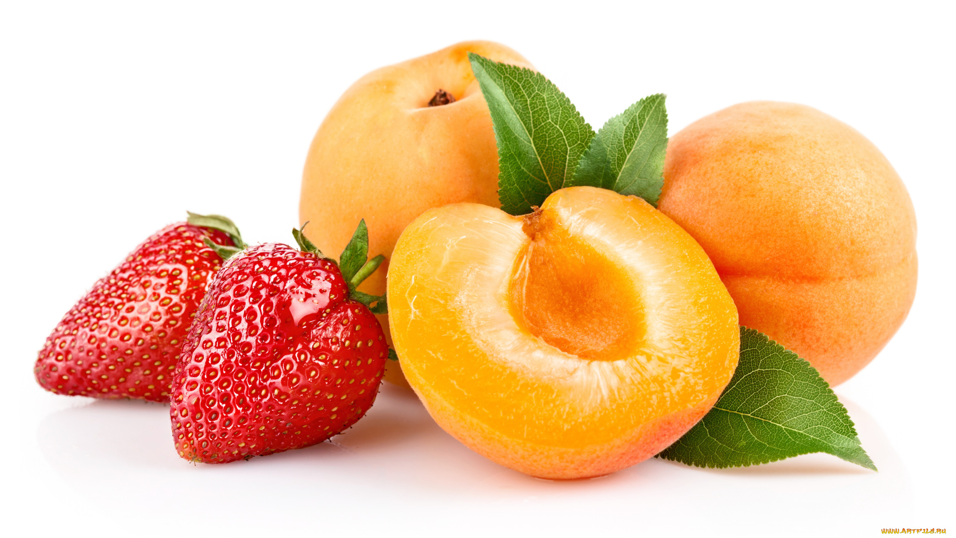 еда, фрукты, ягоды, клубника, листья, абрикосы