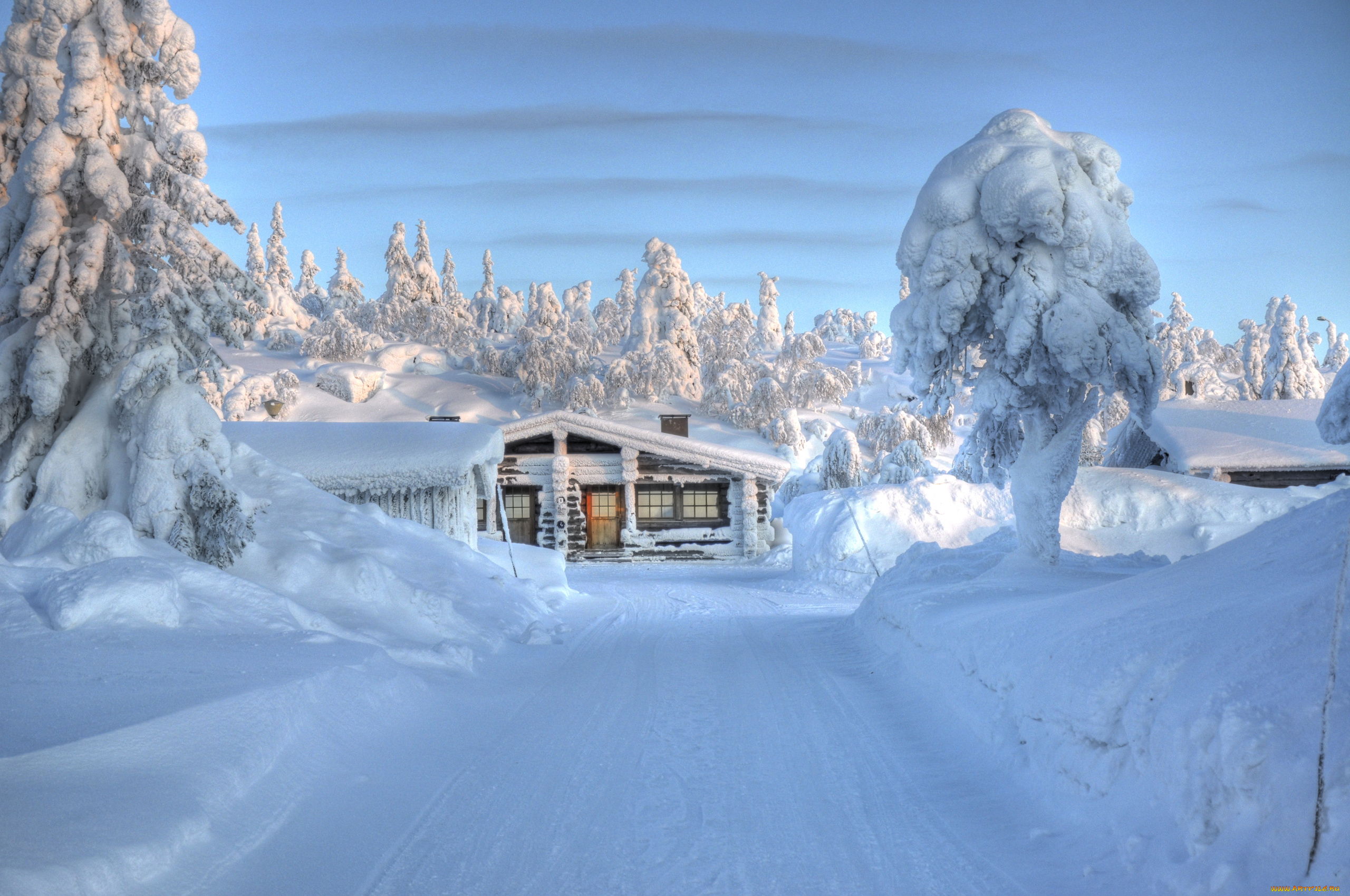Заснеженный Финский домик без смс