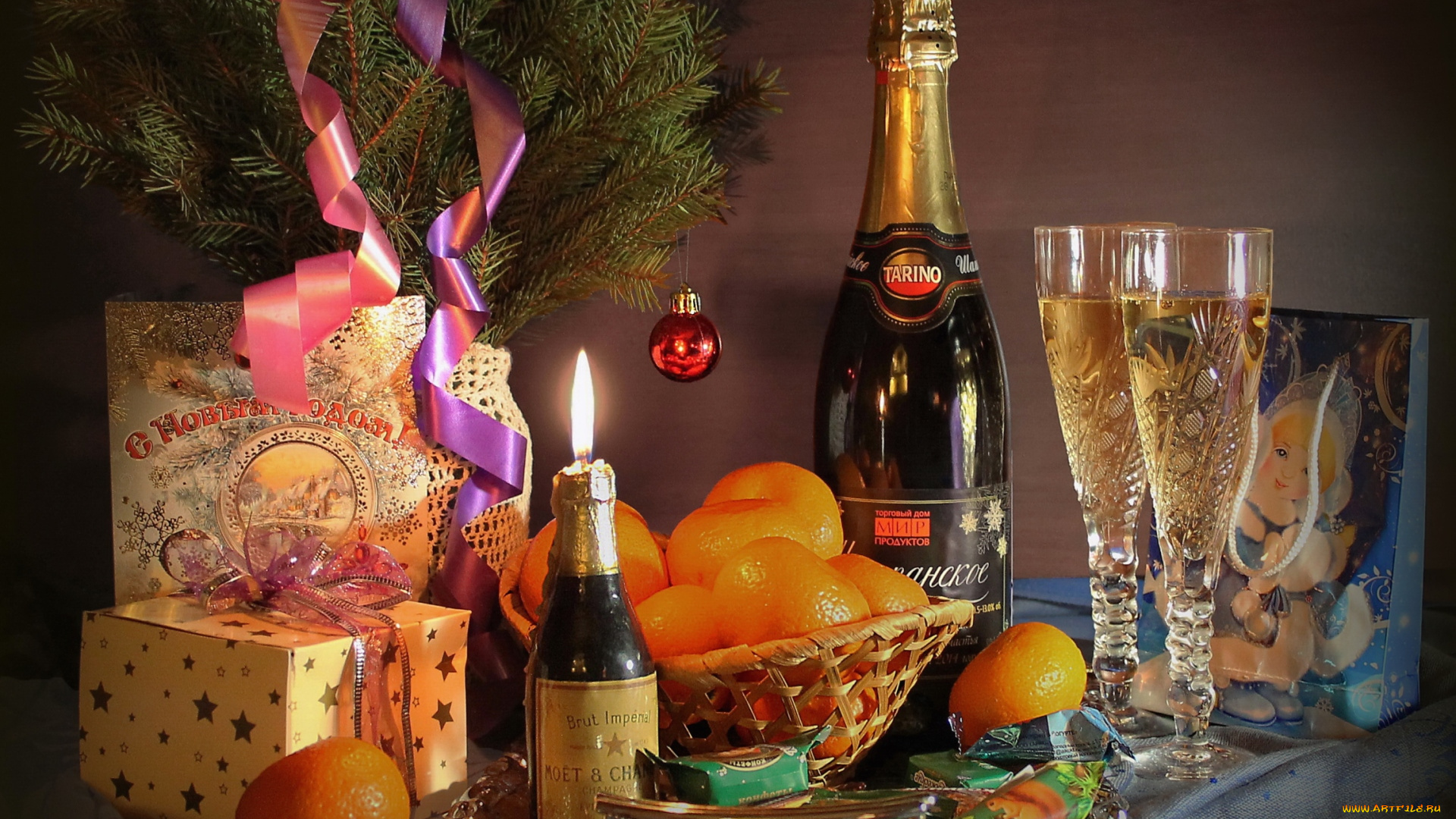 праздничные, угощения, шампанское, мандарины