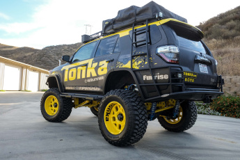 Картинка toyota+tonka+4runner+2015 автомобили toyota внедорожник tonka 4runner 2015