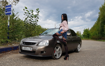 Картинка автомобили -авто+с+девушками lada priora