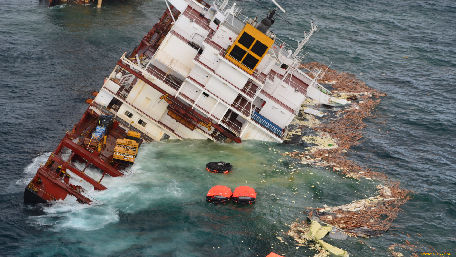 Затонул в черном море. Затонувшие корабли в Баренцевом море. Катастрофы на водном транспорте. Столкновение судов в море. Самые страшные кораблекрушения.