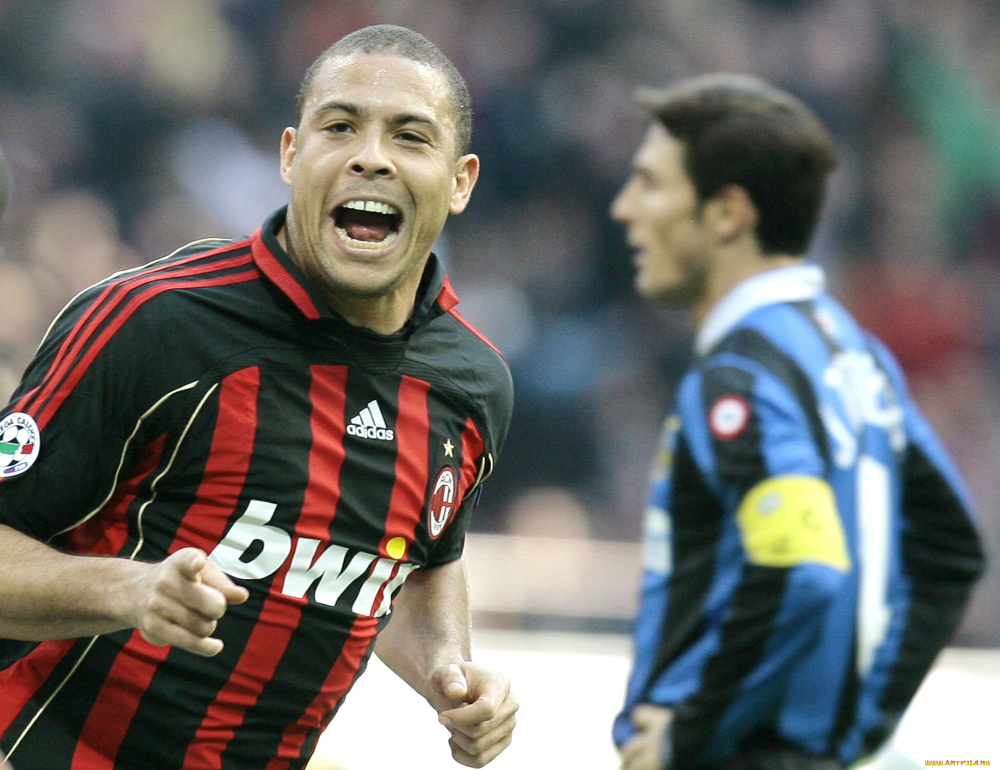 ronaldo, спорт, футбол, milan, бразилец, футболист, форвард, дерби, гол, радость