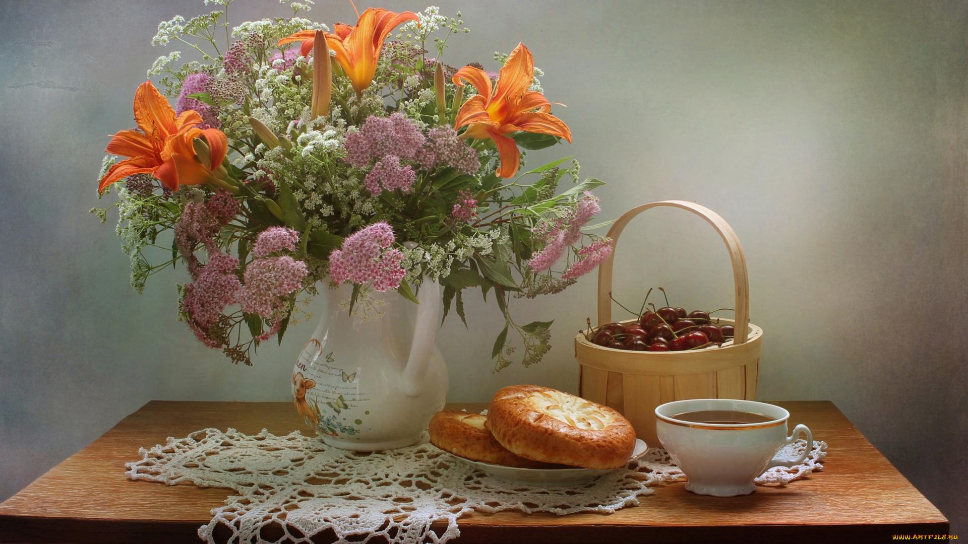 еда, натюрморт, черешня, цветы, лето, июнь, выпечка, чай, ватрушки