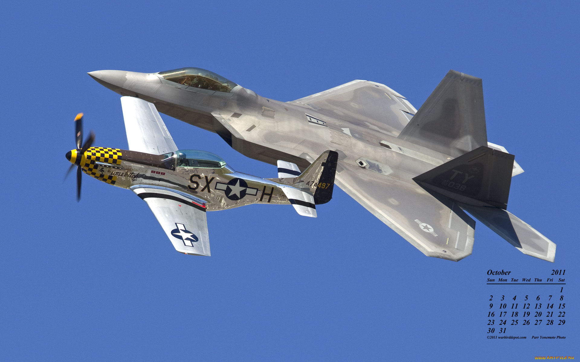 Истребители F-22 Raptor без смс
