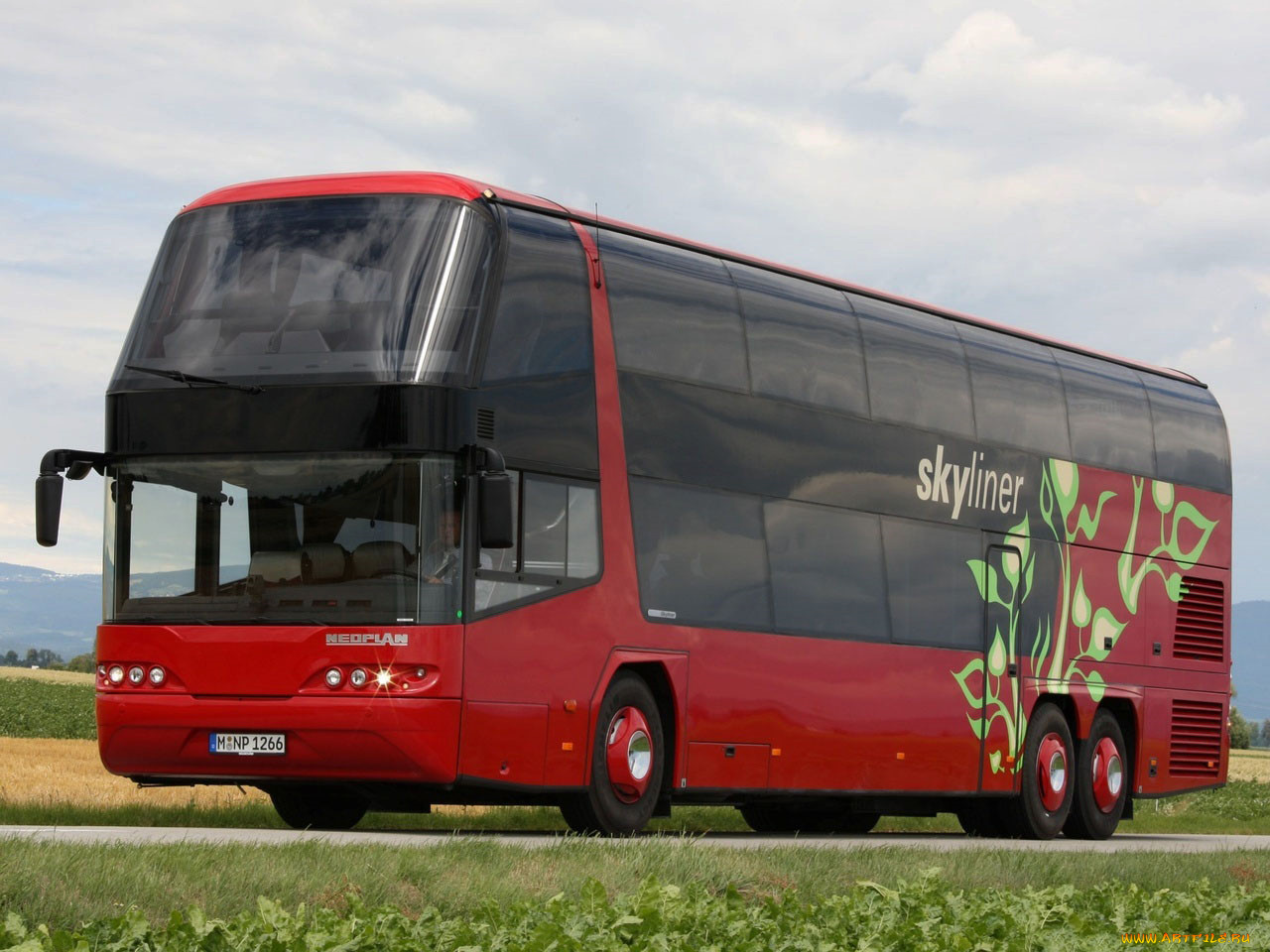 Автобусные рейсы. Neoplan(66). Автобусы Neoplan 66. Неоплан Харьков. Автобус Краснодар Донецк.