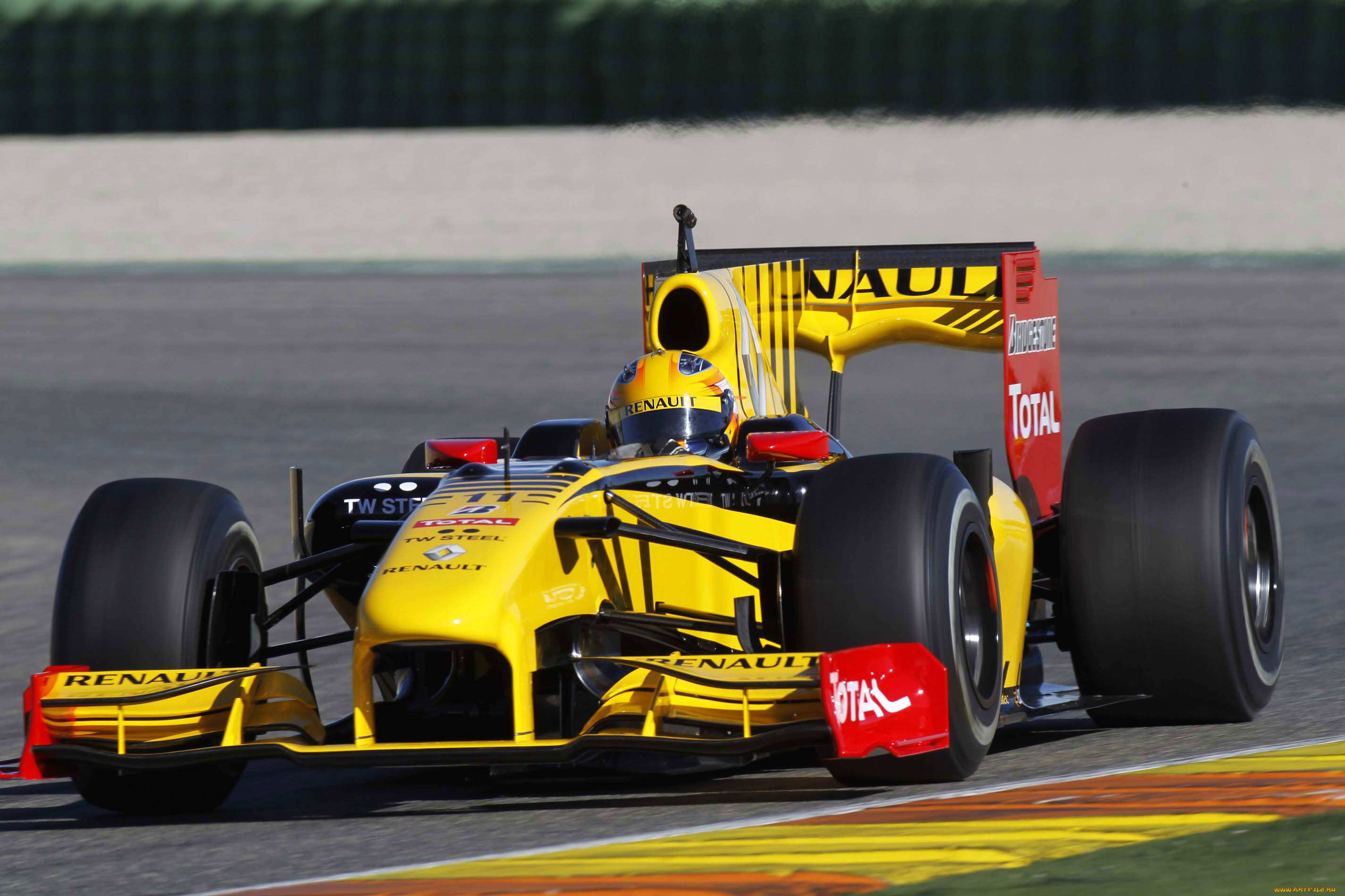 Formula 1 car. Renault f1 r 30. Болид ф1 Рено. Болид Renault 2002.