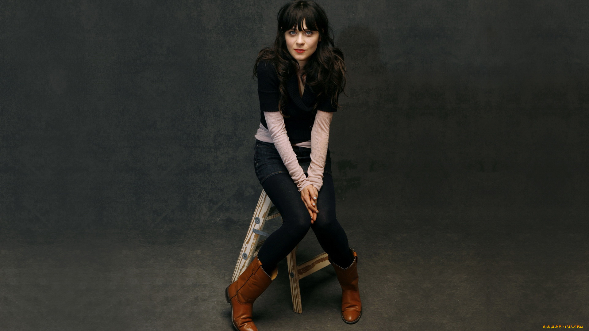 Zooey, Deschanel, девушки, стул, взгляд