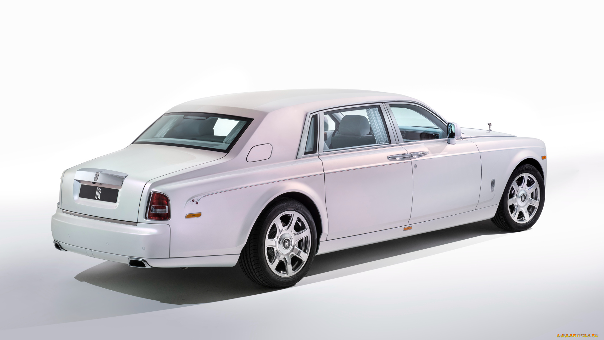 автомобили, rolls-royce, светлый, 2015г, serenity, phantom