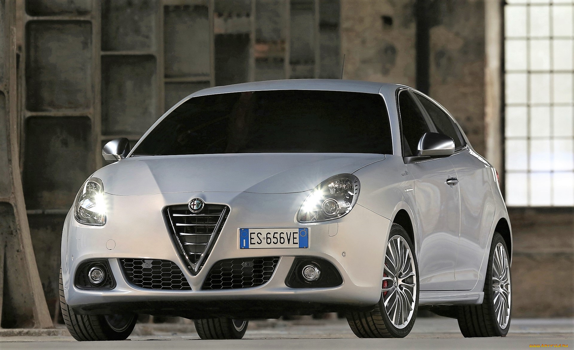 alfa, romeo, giulietta, 2014, автомобили, alfa, romeo, белый, помещение