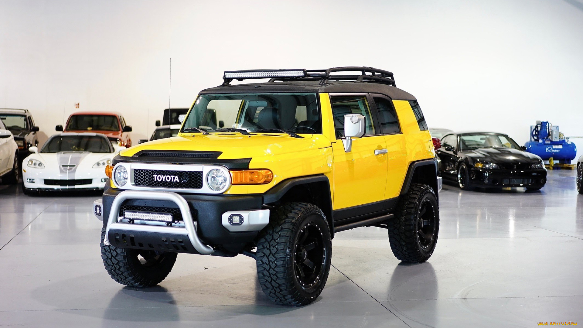 Внедорожник Тойота FJ Cruiser