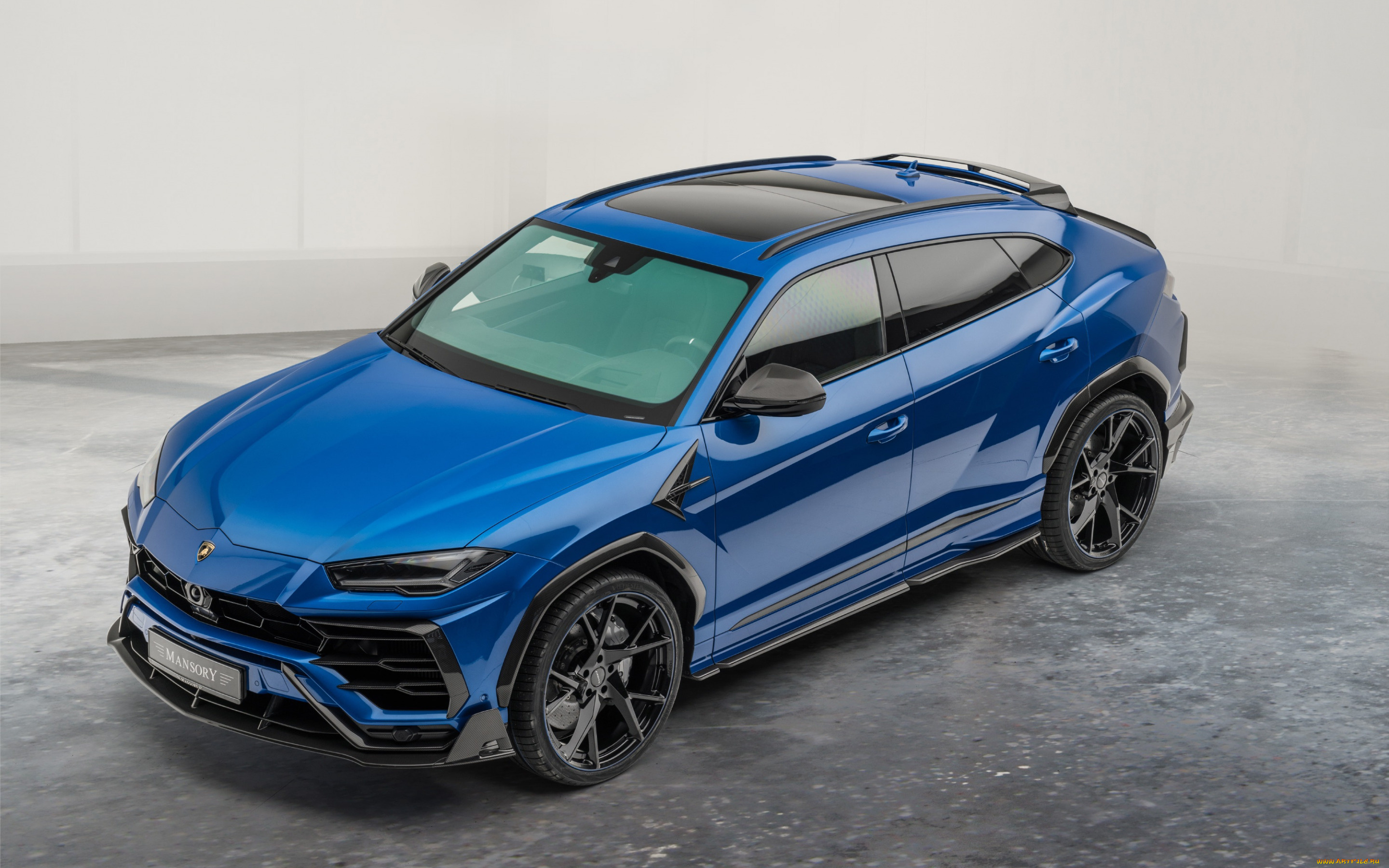 Скачать обои mansory, lamborghini, urus, venatus, 2020, автомобили,  lamborghini, urus, venatus, тюнинг, 2020, mansory, внешность, новый, синий,  черные, колеса, итальянские, ламборгини из раздела Автомобили, в разрешении  2880x1800