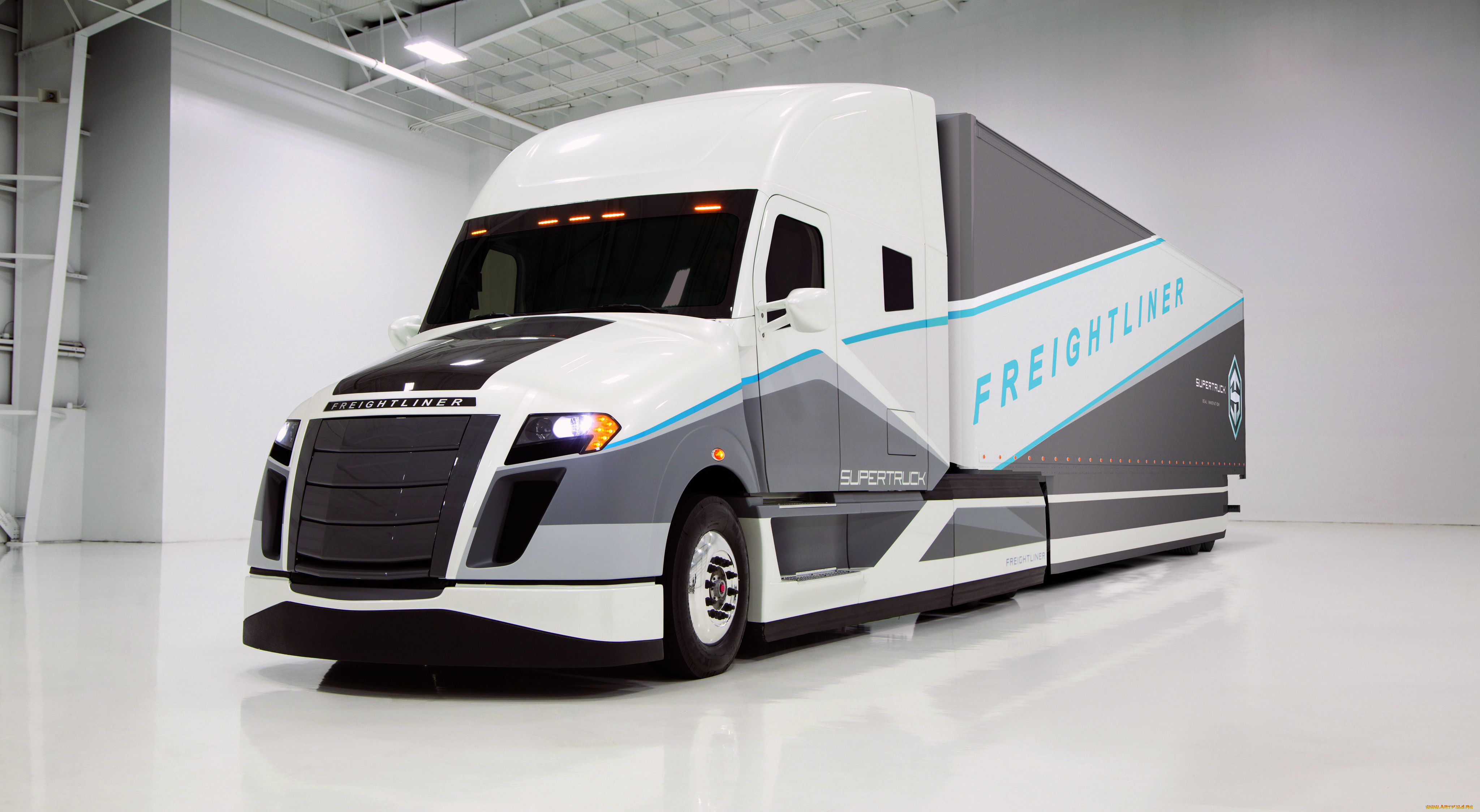 автомобили, freightliner