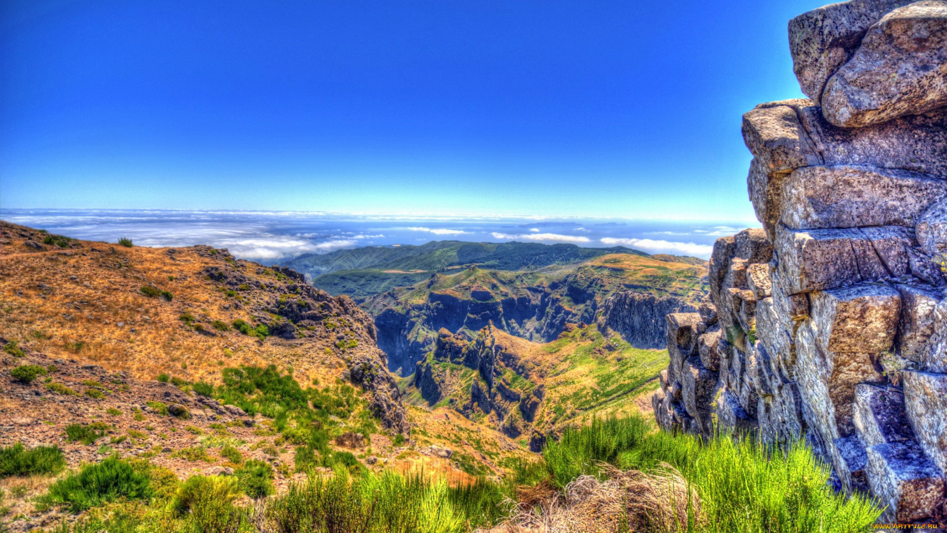 португалия, madeira, природа, горы, скалы, ущелье, трава, облака, горизонт, панорама