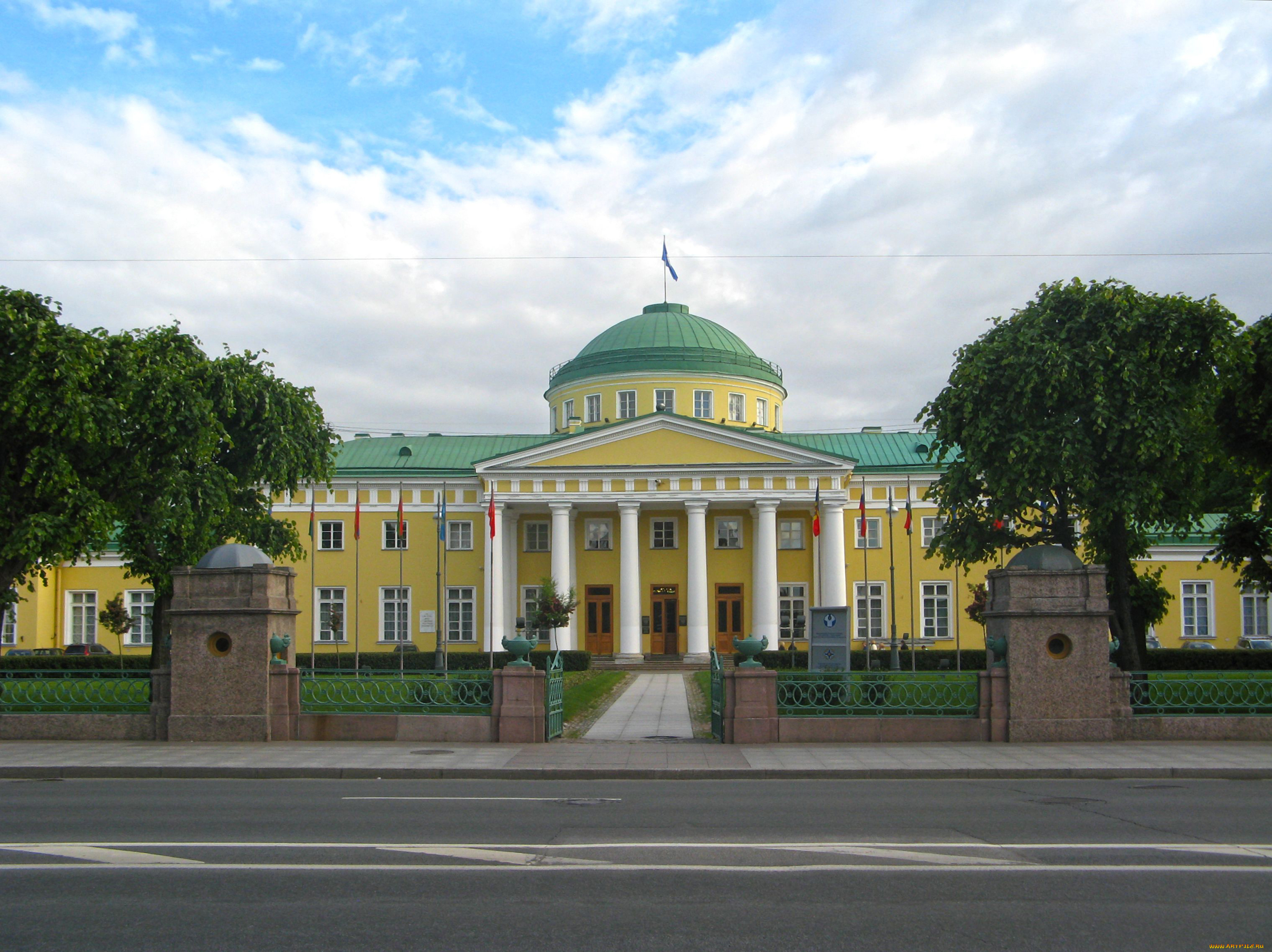 Таврический дворец в санкт петербурге