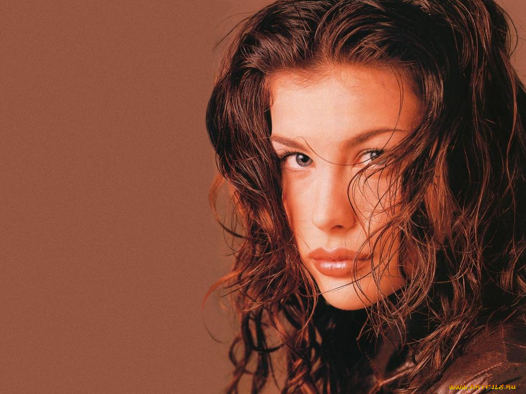 Liv, Tyler, девушки