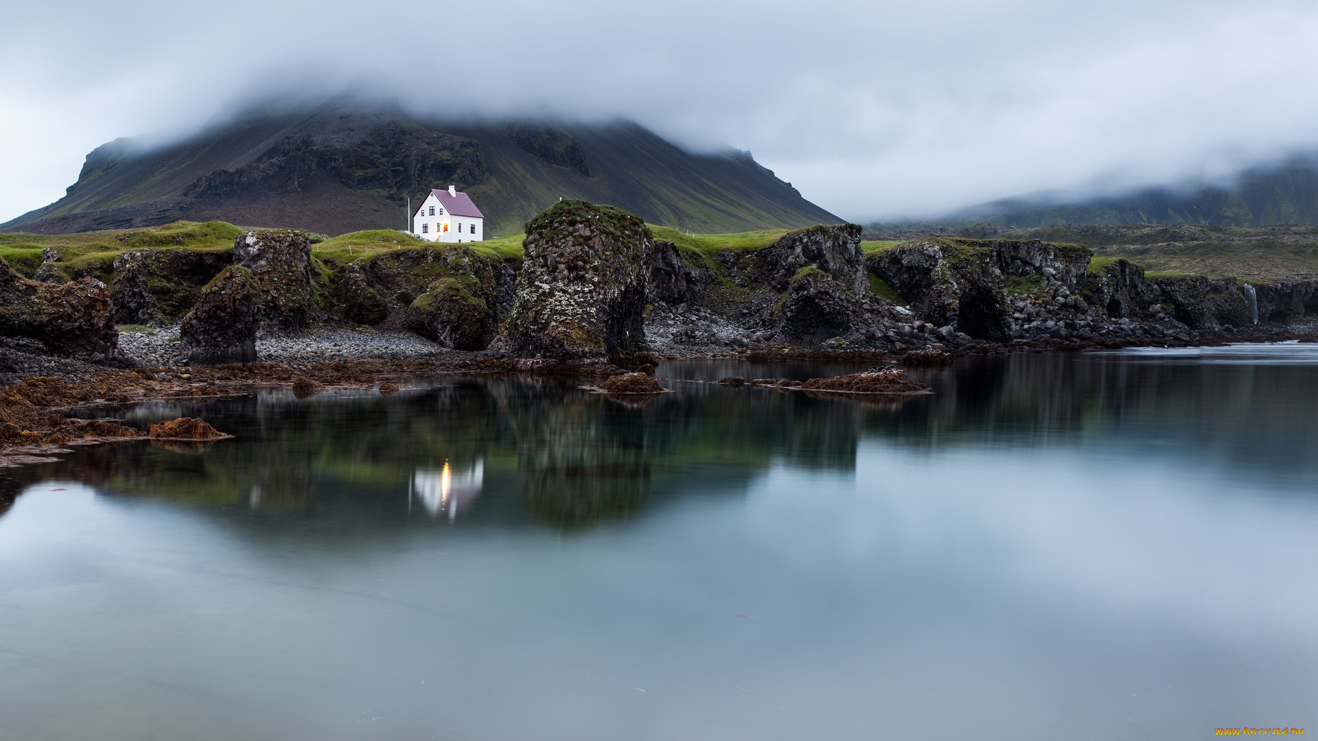 арнарстапи, , исландия, природа, побережье, здание, гора, дом, туман, море, берег