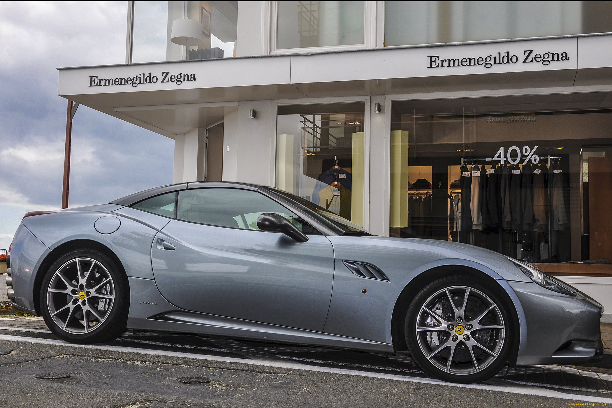 автомобили, ferrari, california, store, sky, феррари, калифорния, магазин, небо, улица