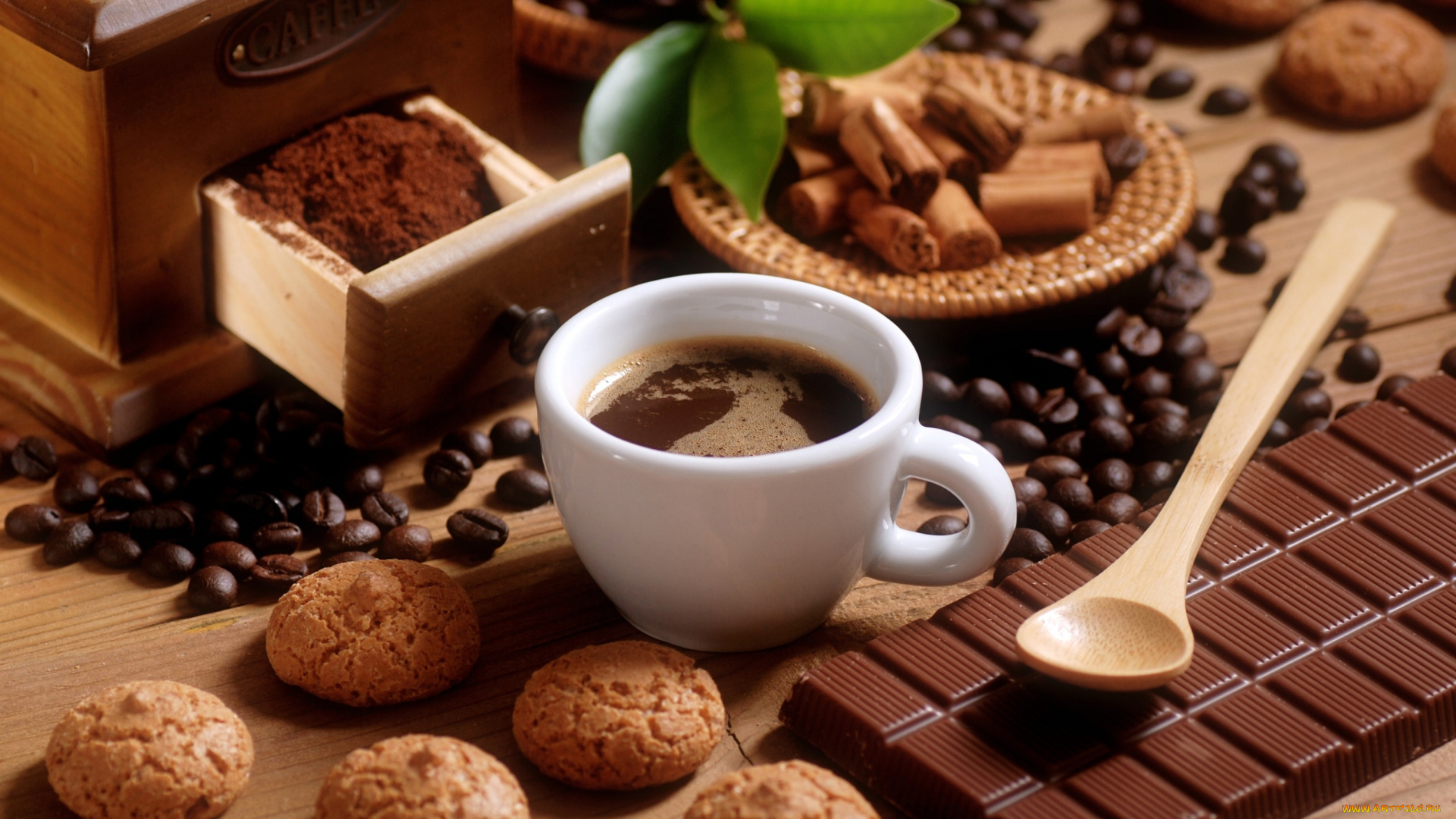 еда, кофе, , кофейные, зёрна, печенье, шоколад, молочный, плитка, зерна, чашка, ложка, листья, корица, десерт