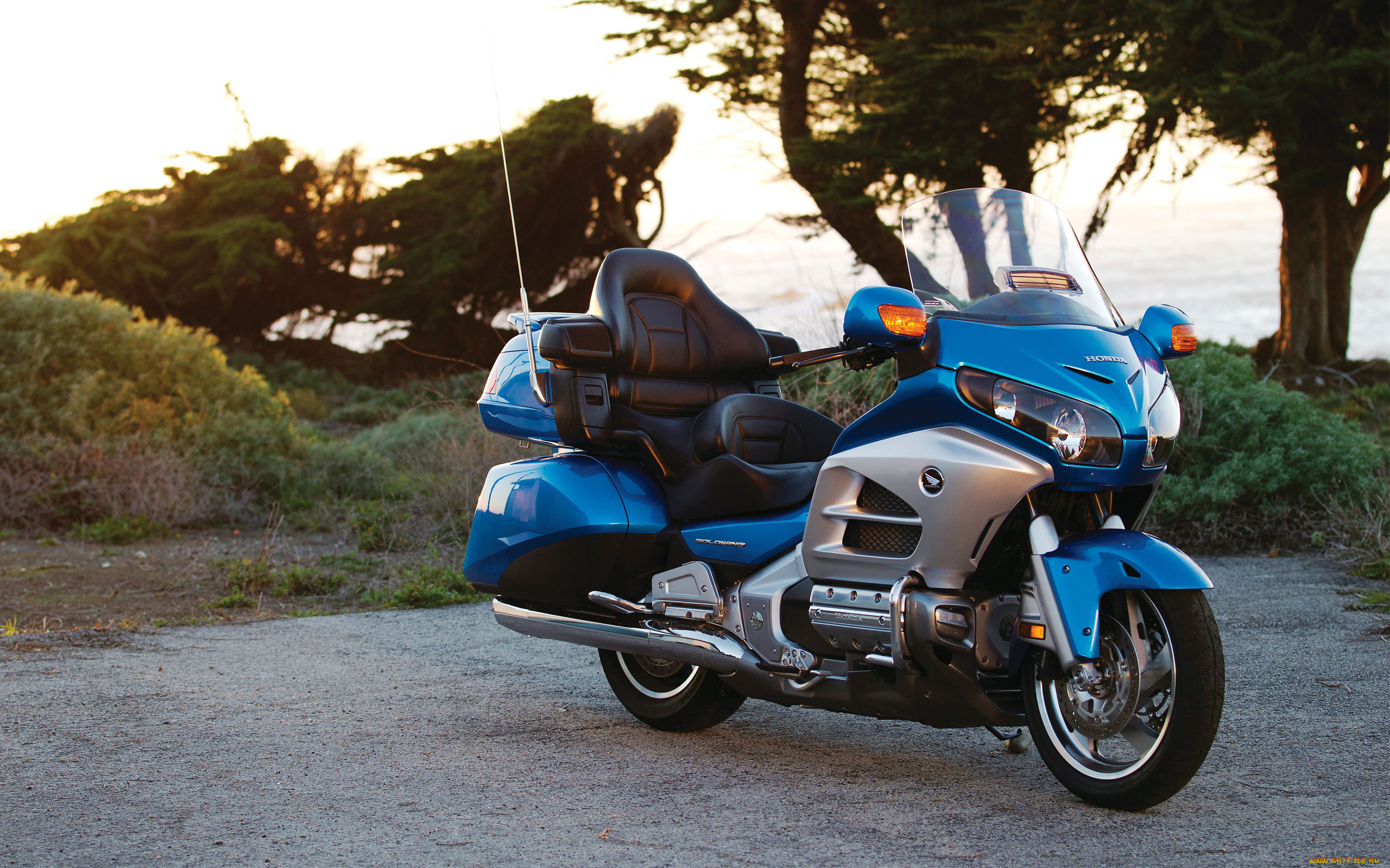 honda, goldwing, 2012, мотоциклы, honda, хонда, золотокрылая, синяя, закат
