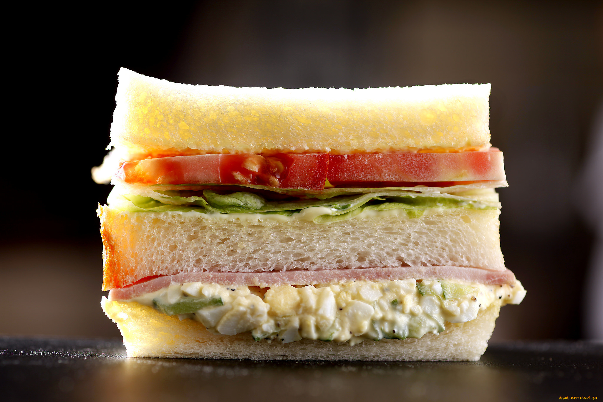 Маленький бутерброд 8 букв на т начинается. Бутерброд. Креативные бутерброды. Британский сэндвич. Бутерброды фото.