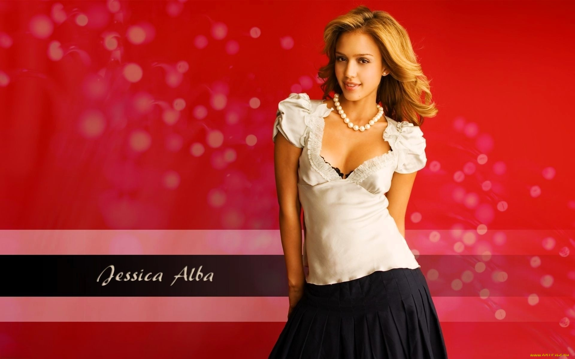 девушки, jessica, alba, актриса, блондинка, бусы, блузка, юбка