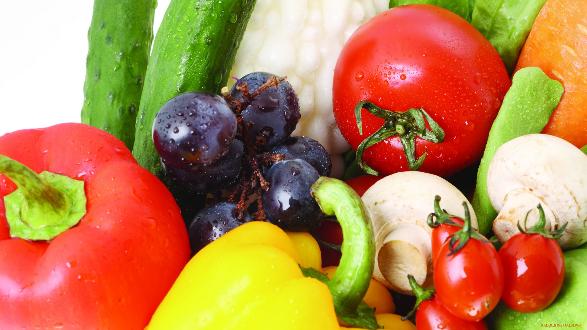 еда, разное, овощи, фрукты, болгарский, перец, красный, зелёный, оранжевый, морковь, виноград, черри, помидоры, шампиньоны, грибы, огурцы, листья, салата, томаты