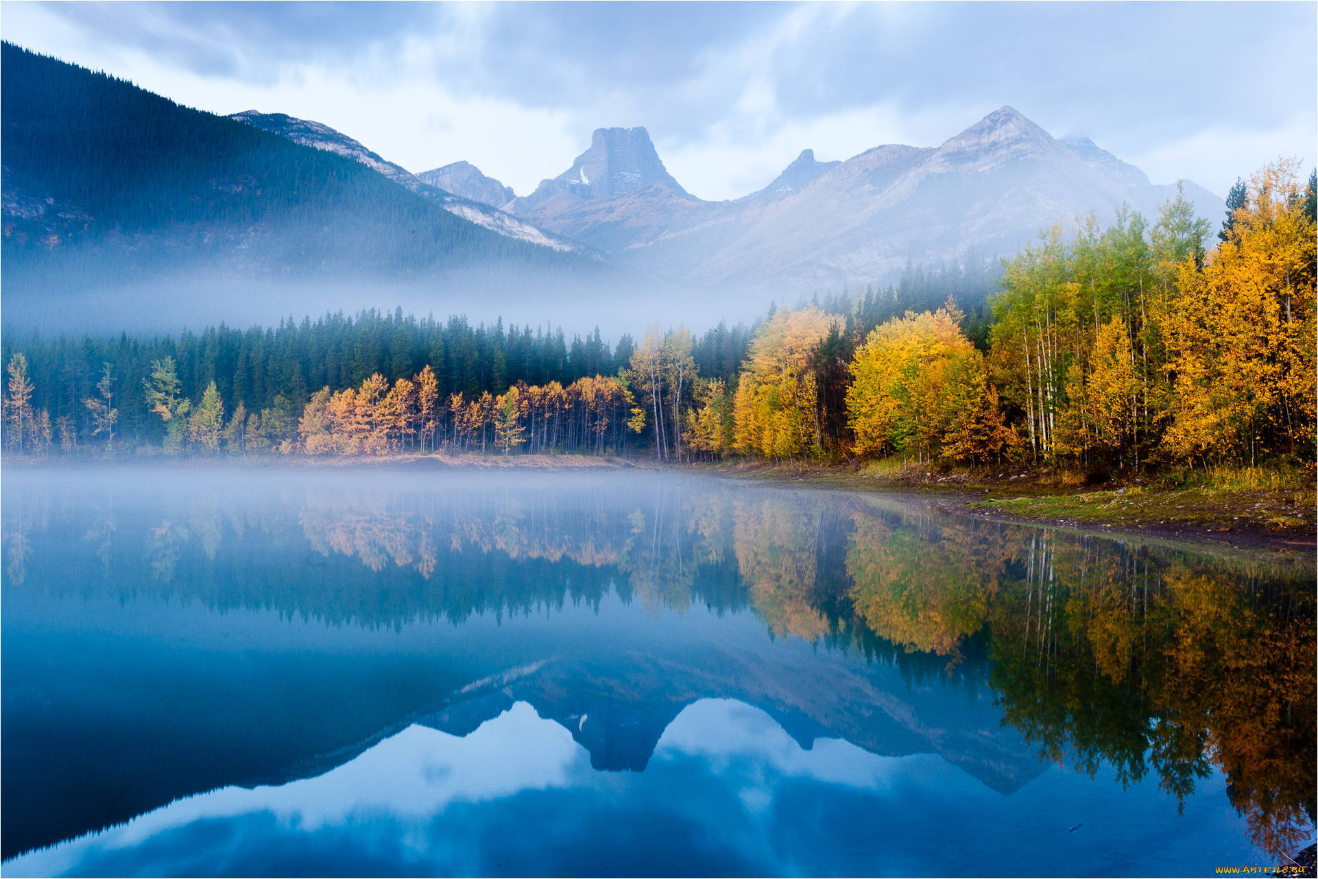 природа, реки, озера, лес, вершины, гладь, отражение, осень, озеро