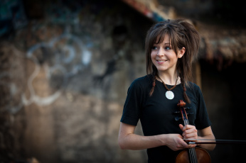 Картинка lindsey stirling музыка скрипка девушка
