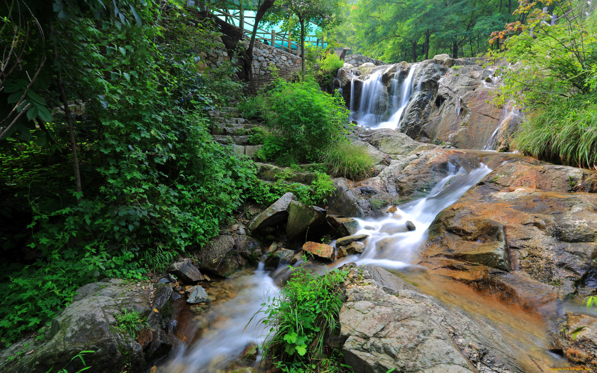 природа, водопады, камни, ручей, зелень