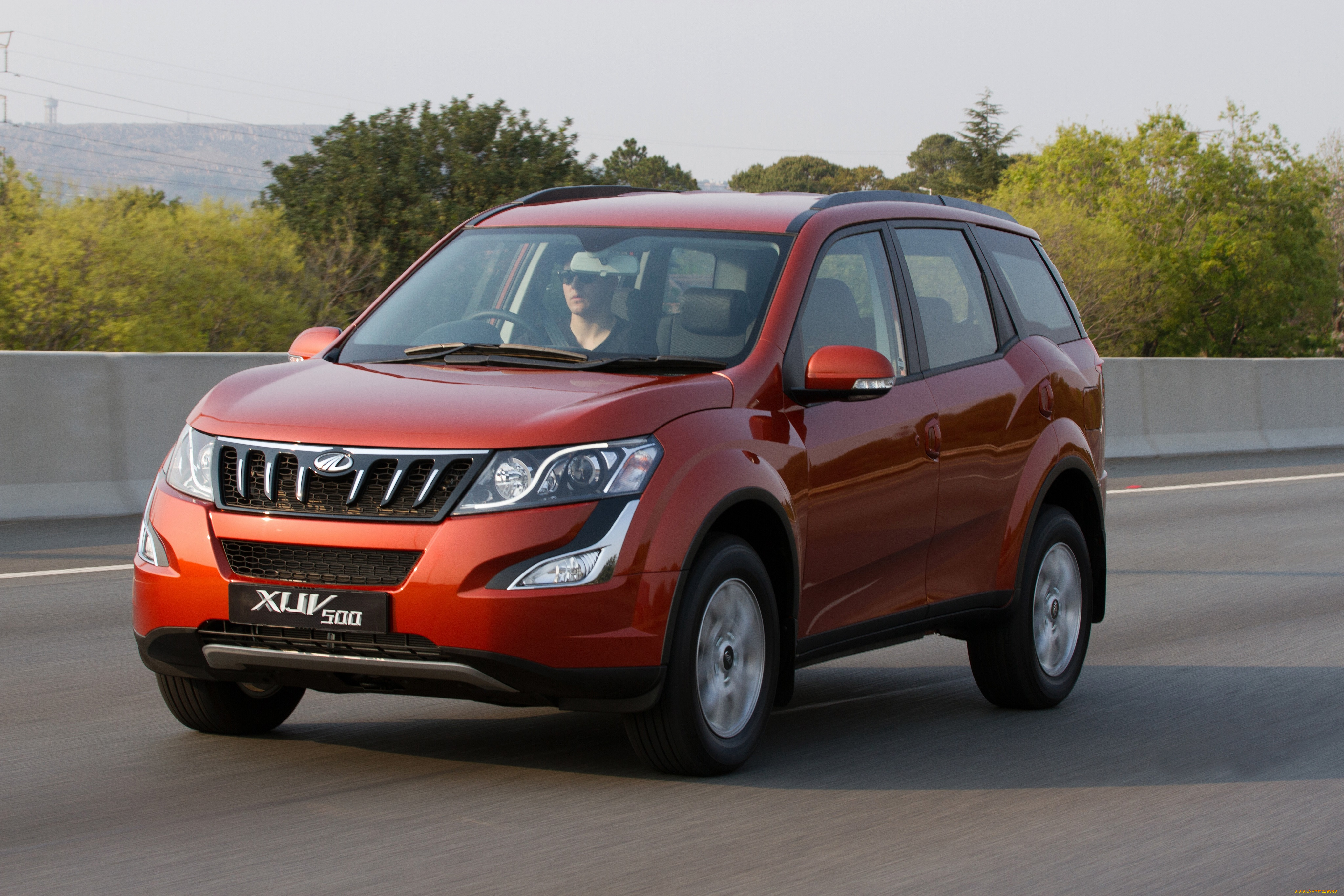 автомобили, mahindra, 2015г, xuv500