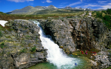 Картинка природа водопады водопад скалы воды сплав экстрим