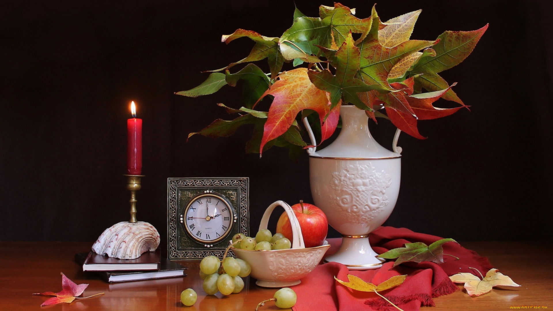 еда, натюрморт, листья, виноград, яблоко, свеча, часы