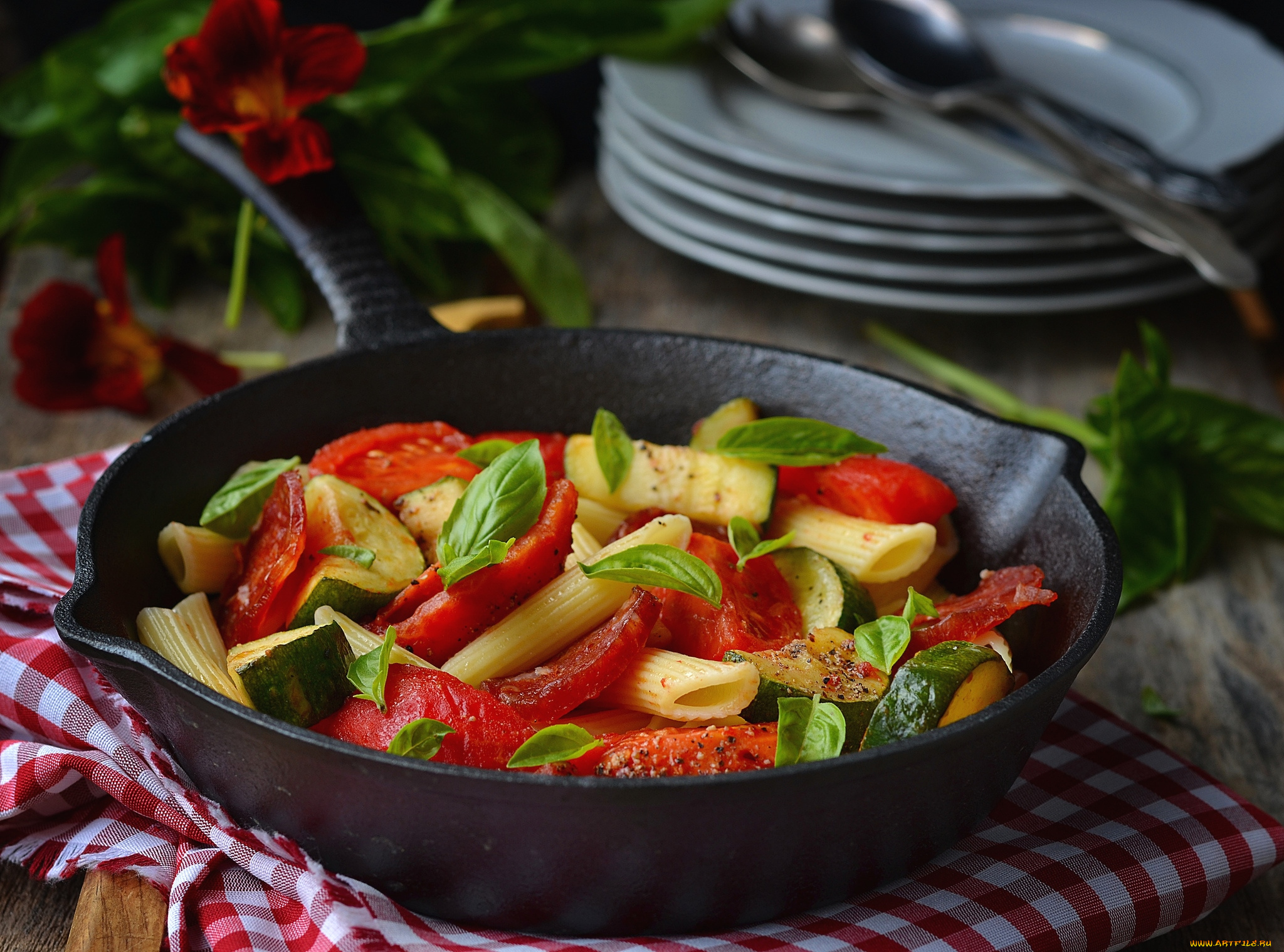 Макароны с овощами рецепт на сковороде