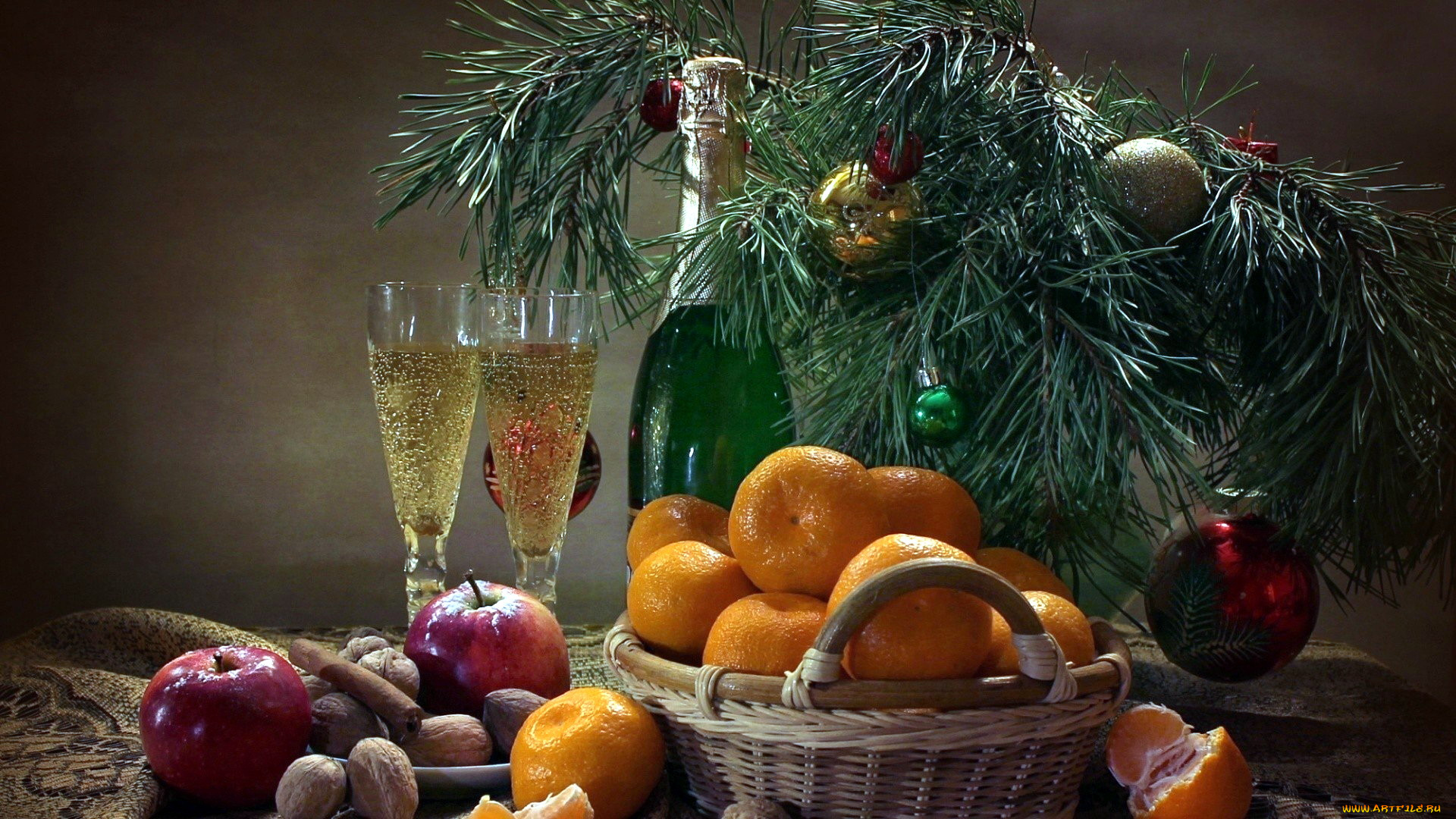 праздничные, угощения, мандарины, орехи, шампанское