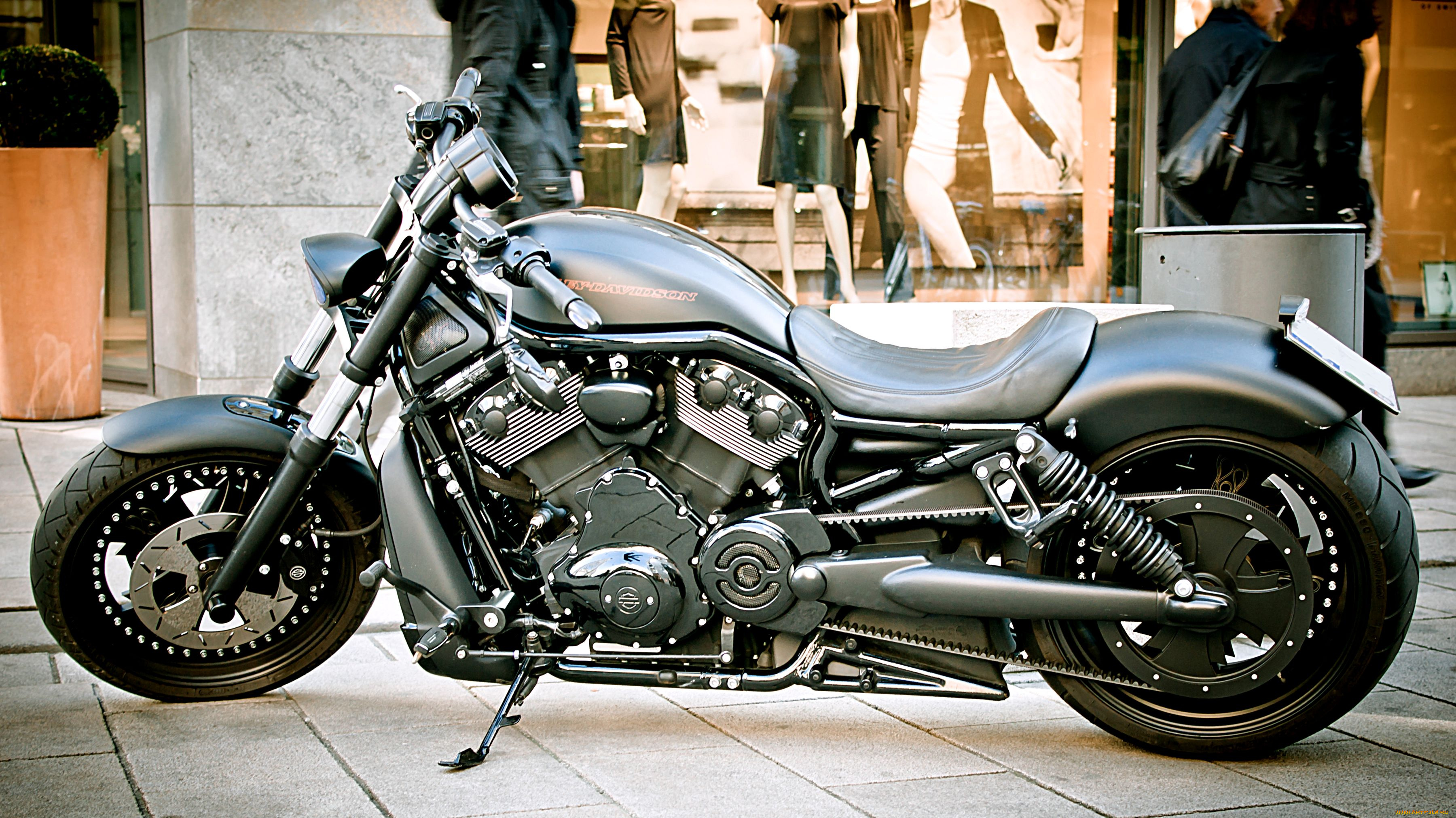 Мотоцикл Harley-Davidson загрузить