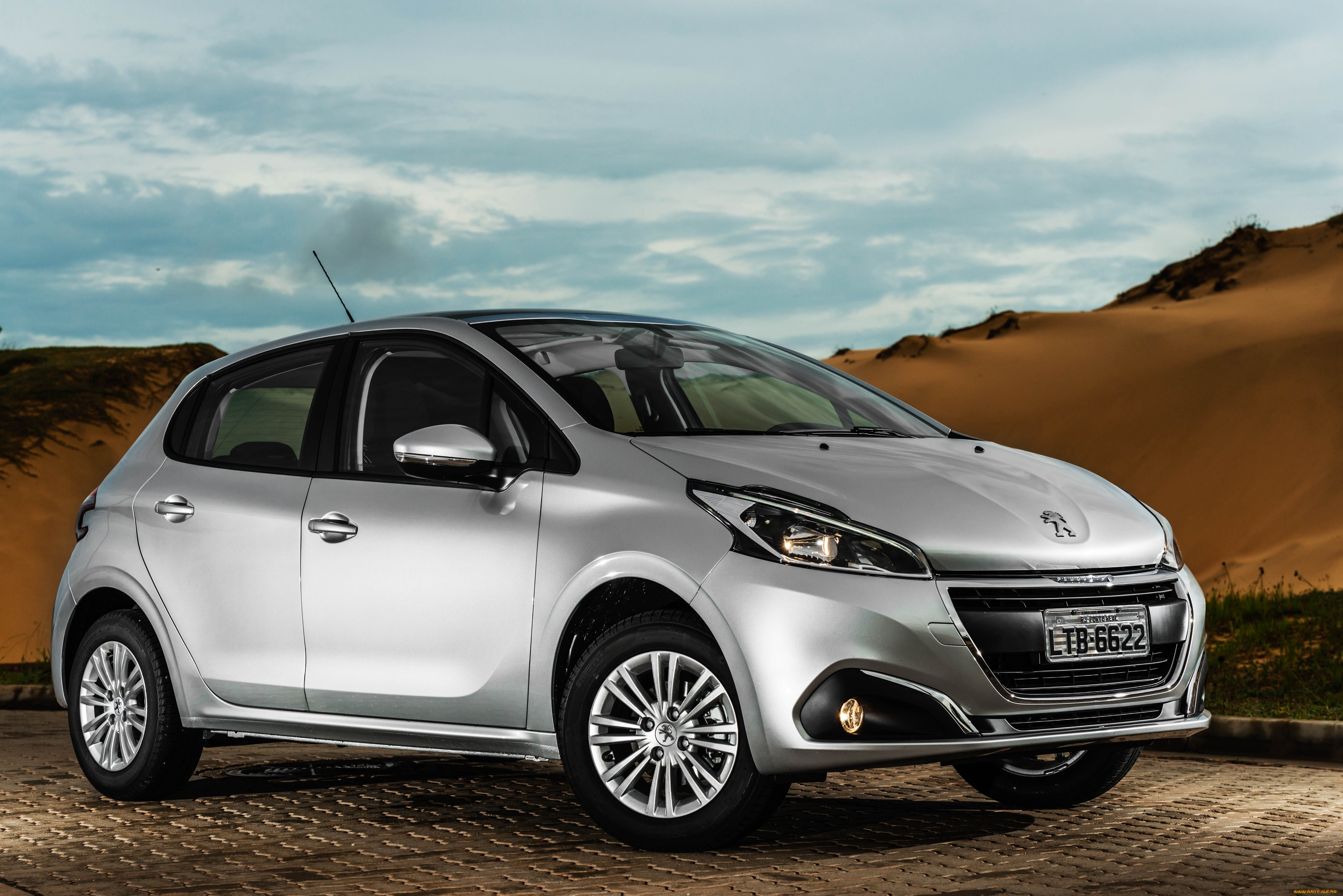 автомобили, peugeot, 208, 2016г, latam