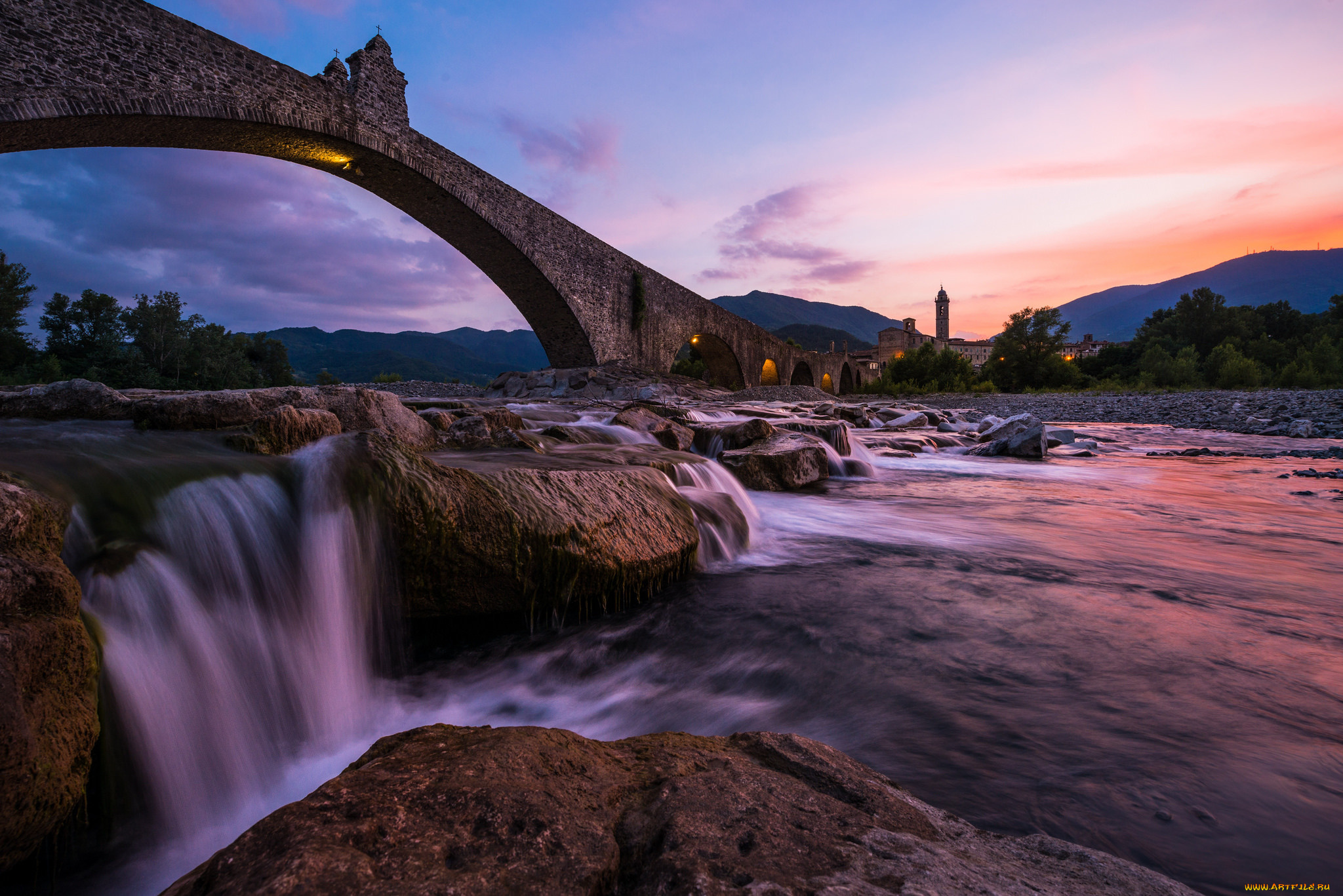 города, -, мосты, камни, река, trebbia, river, humpback, bridge, мост, италтя, боббио, треббия, ponte, gobbo, гоббо, italy, bobbio