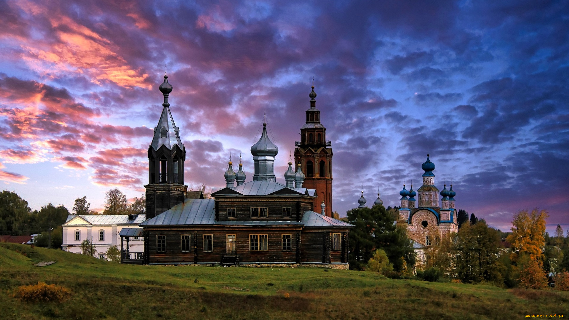 чердин, , пермский, край, города, -, православные, церкви, , монастыри, небо, облака, церкви, храм, луг, деревья