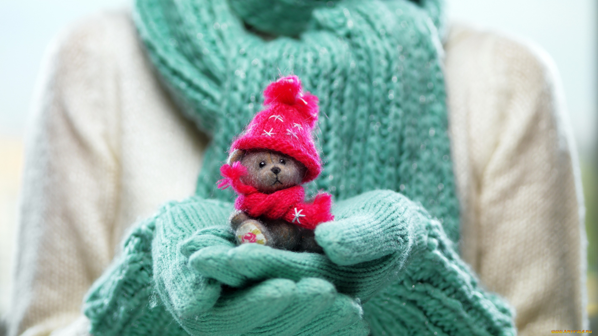 разное, игрушки, winter, cute, toy, hands, зима, игрушка, варежки, руки