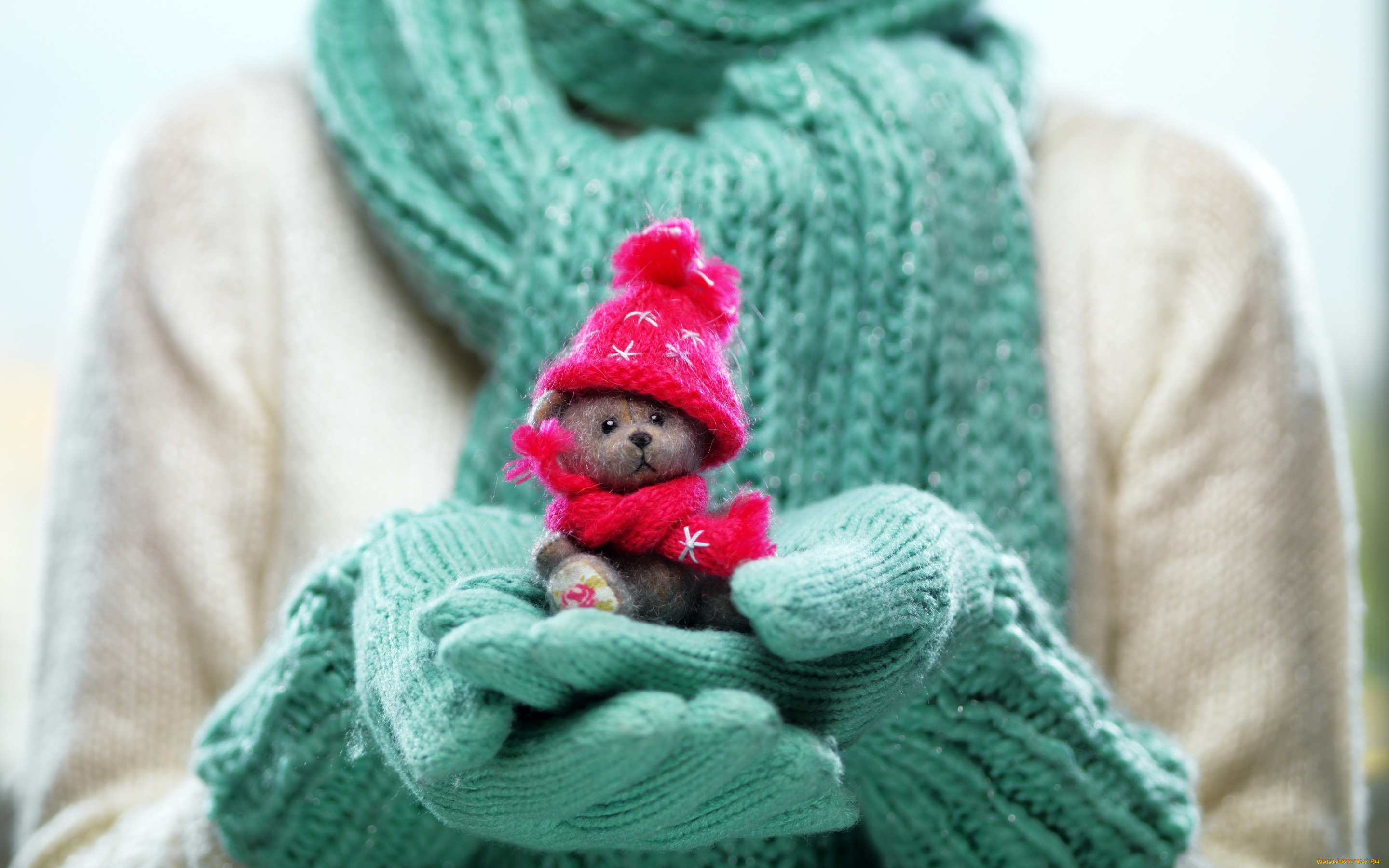 разное, игрушки, winter, cute, toy, hands, зима, игрушка, варежки, руки