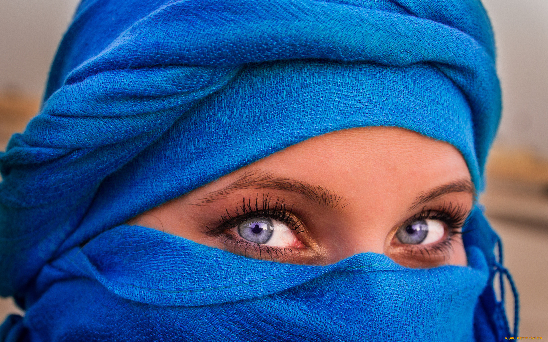 разное, глаза, девушка, модель, синий, голубой, лицо, красотка, портрет, взгляд, макияж, хиджаб, платок, ресницы