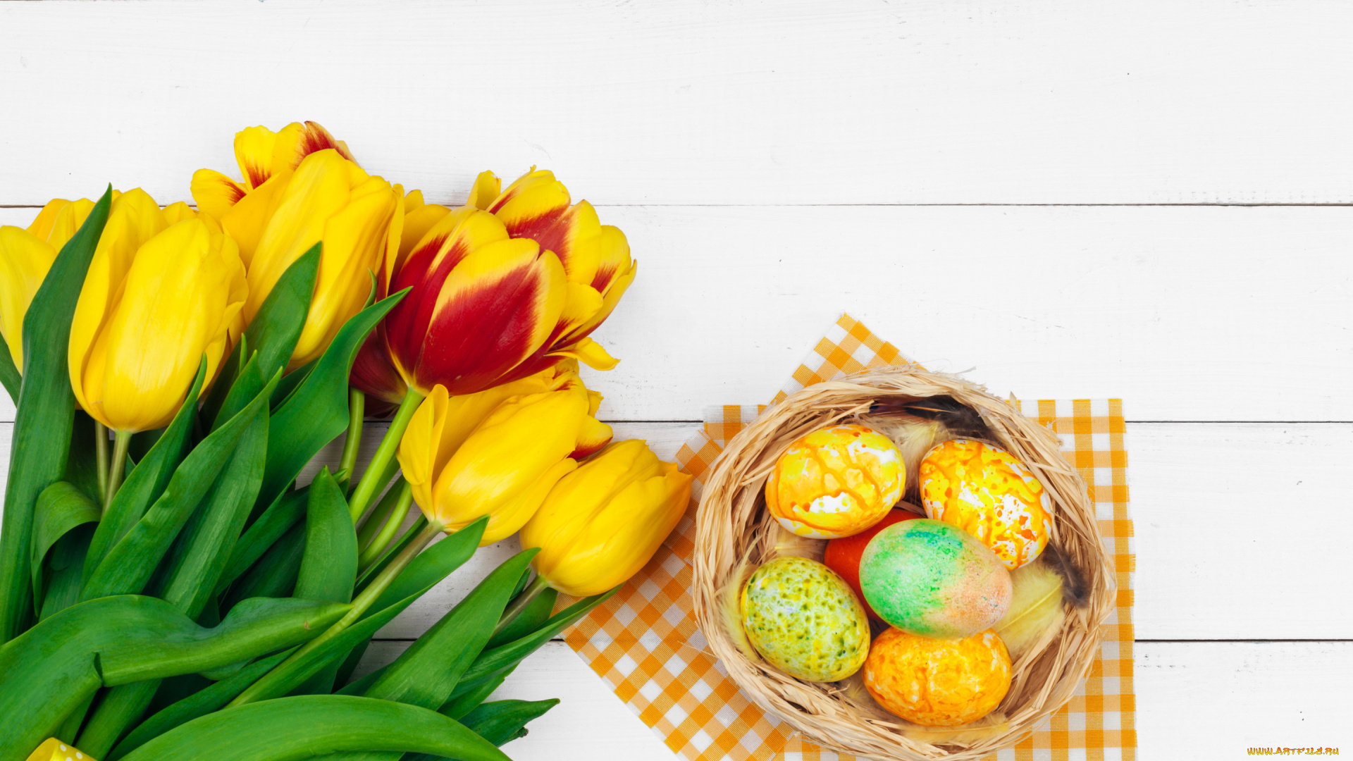 праздничные, пасха, цветы, яйца, colorful, тюльпаны, happy, yellow, wood, pink, flowers, tulips, easter, eggs, decoration